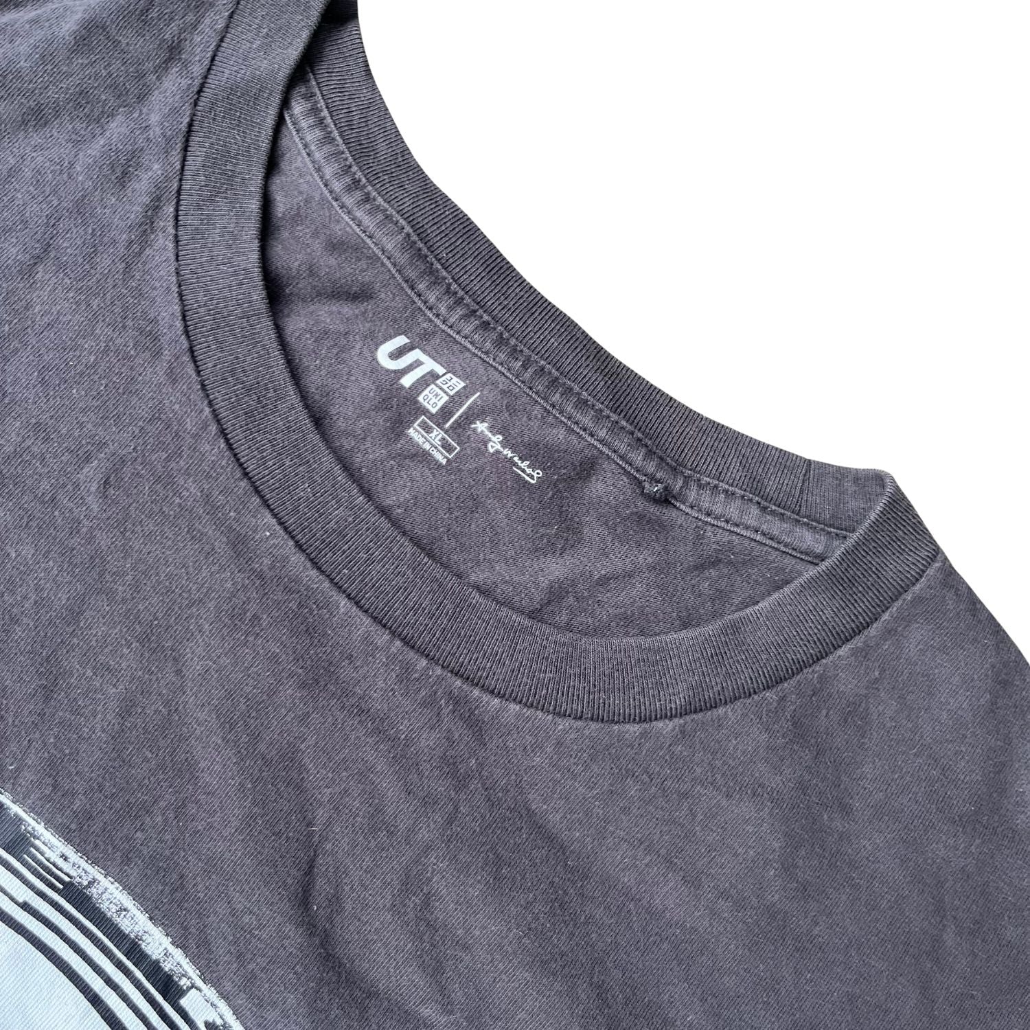 UNIQLO TEE