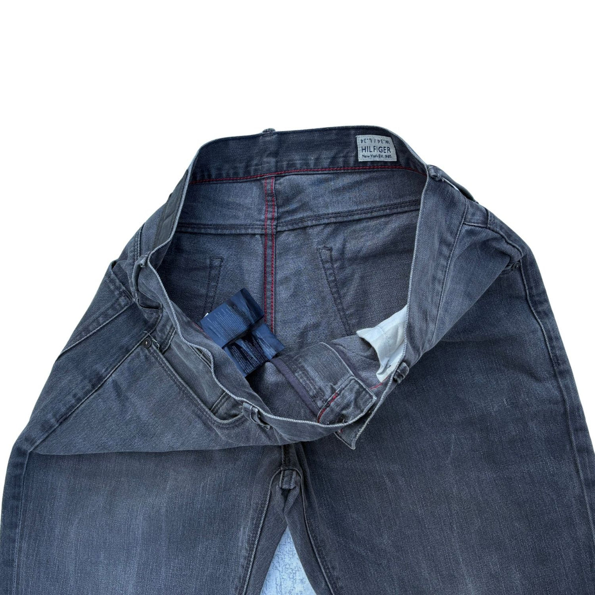 TOMMY JEANS