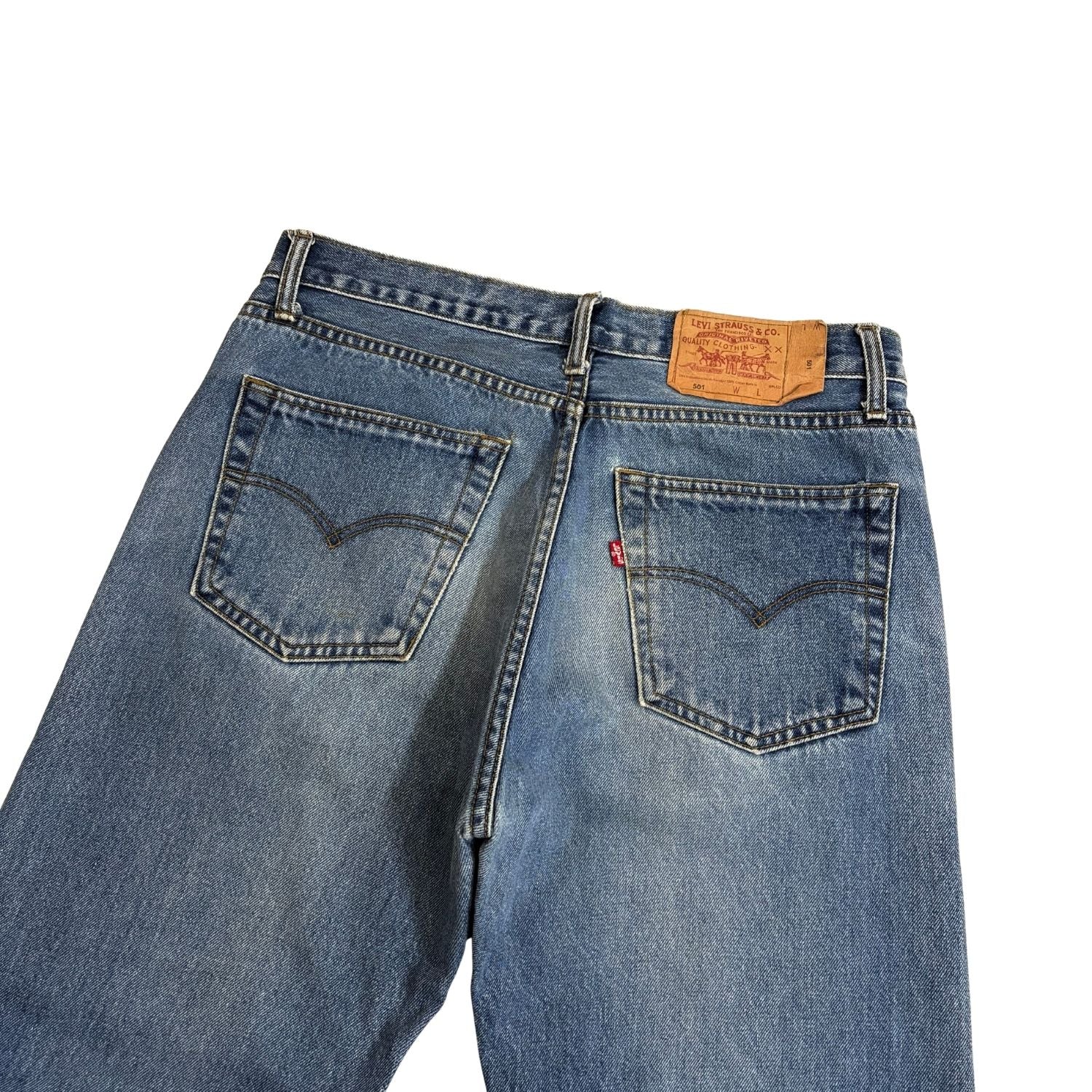LEVI’s 501 JEANS