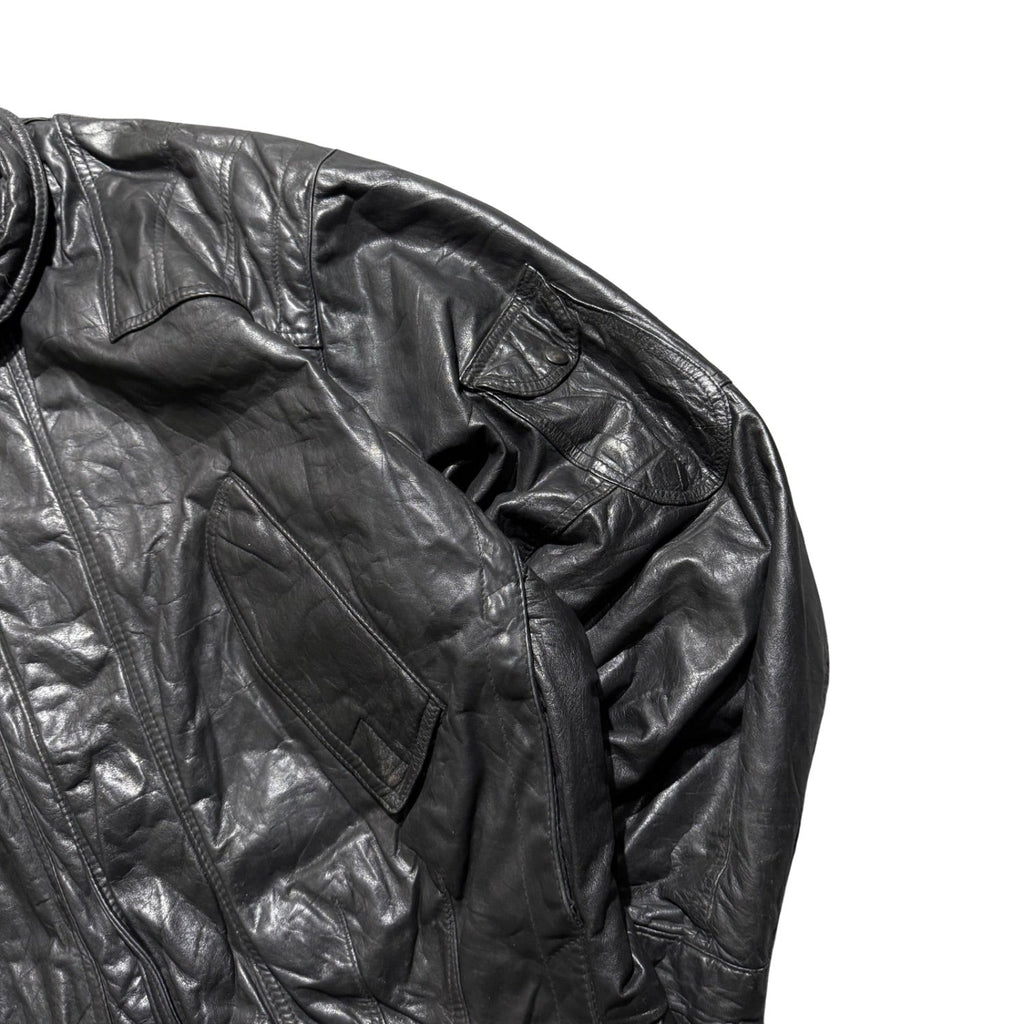 VINTAGE BLACK LEATHER JACKET