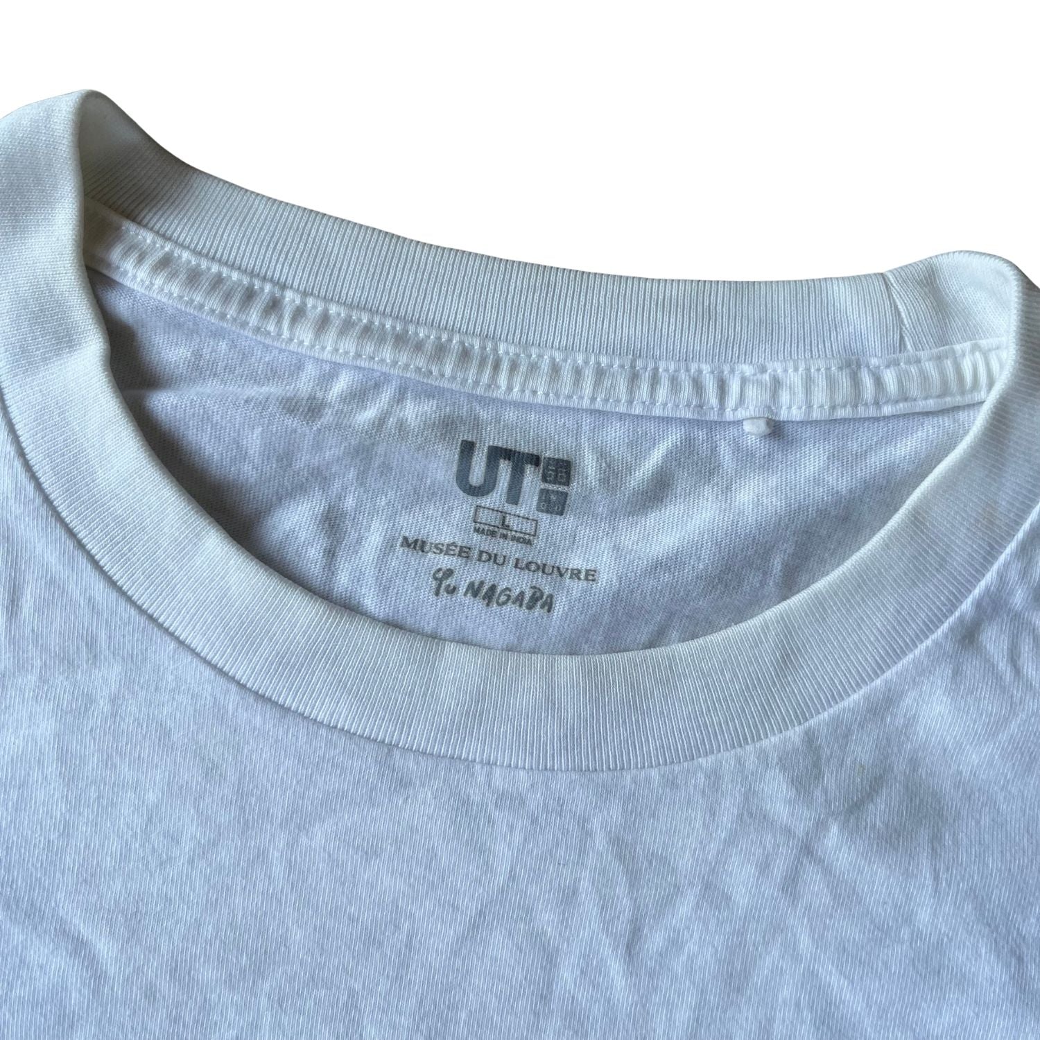 UNIQLO TEE