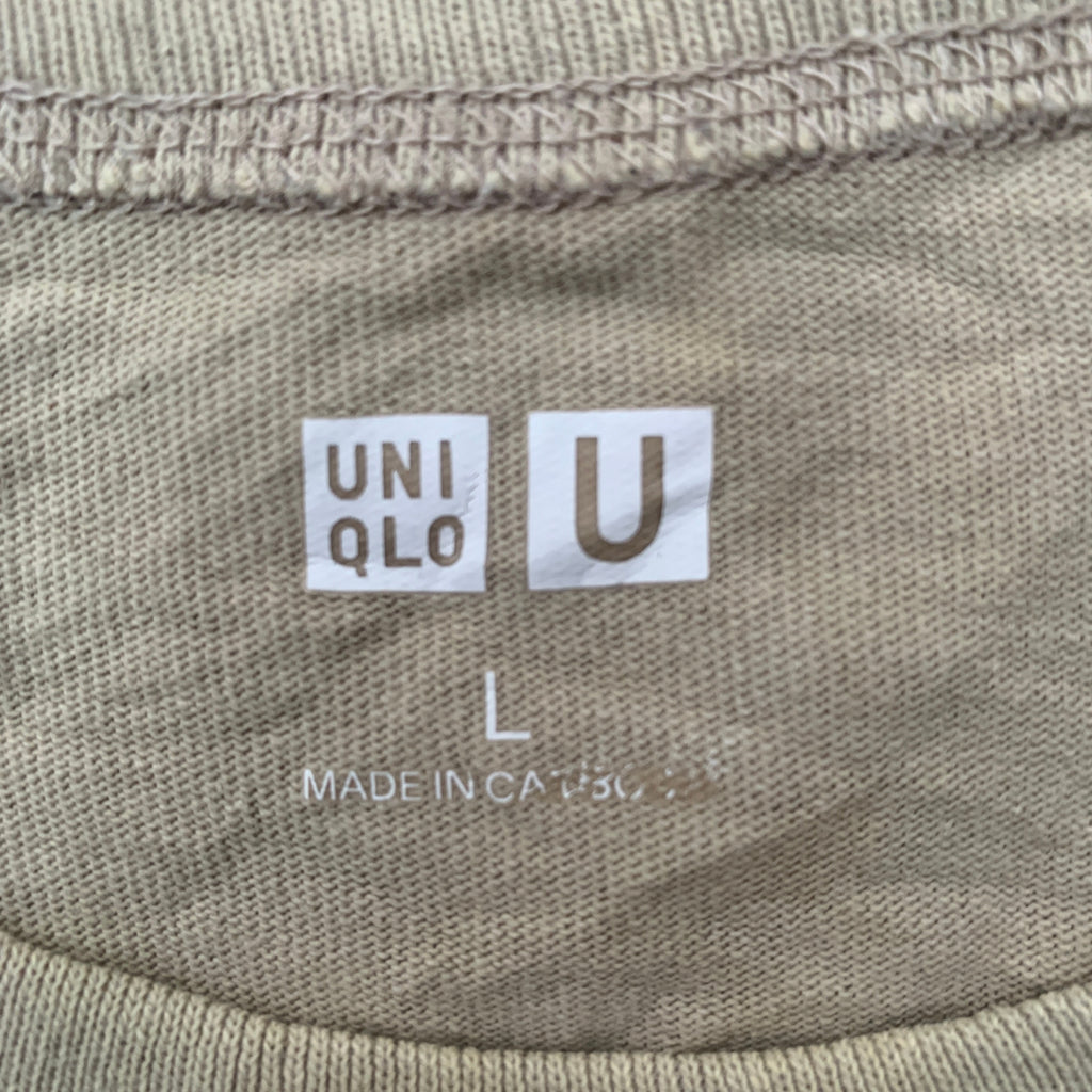 UNIQLO TEE