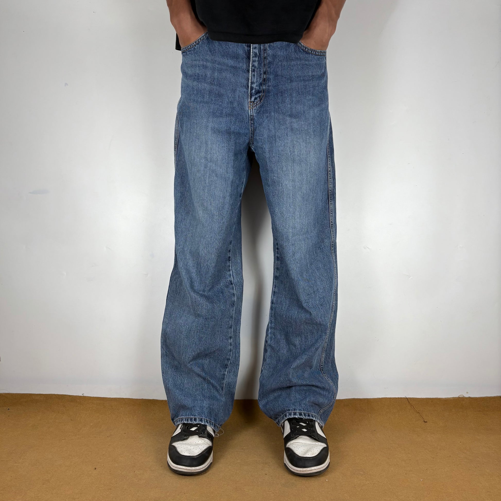 BAGGY JEANS