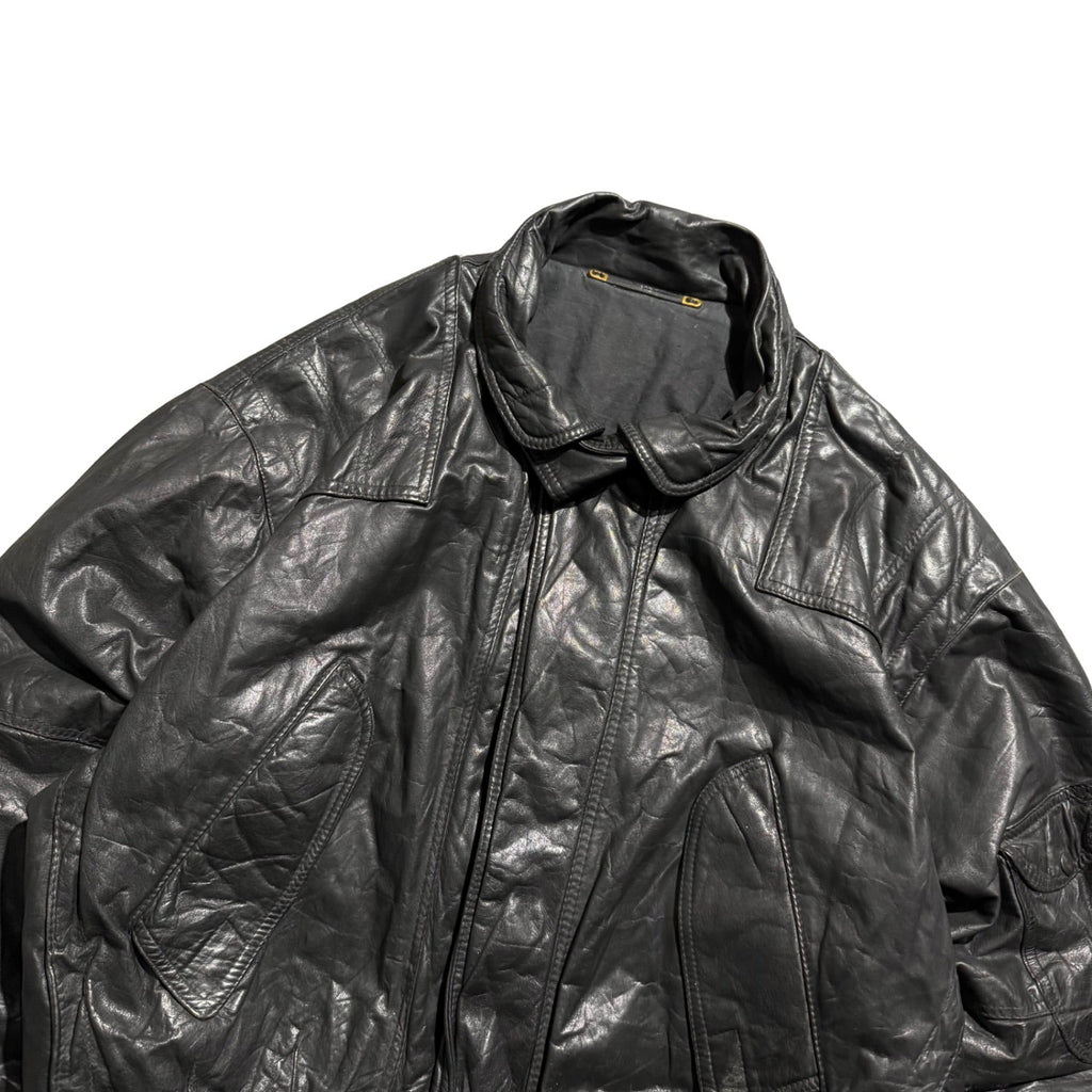VINTAGE BLACK LEATHER JACKET