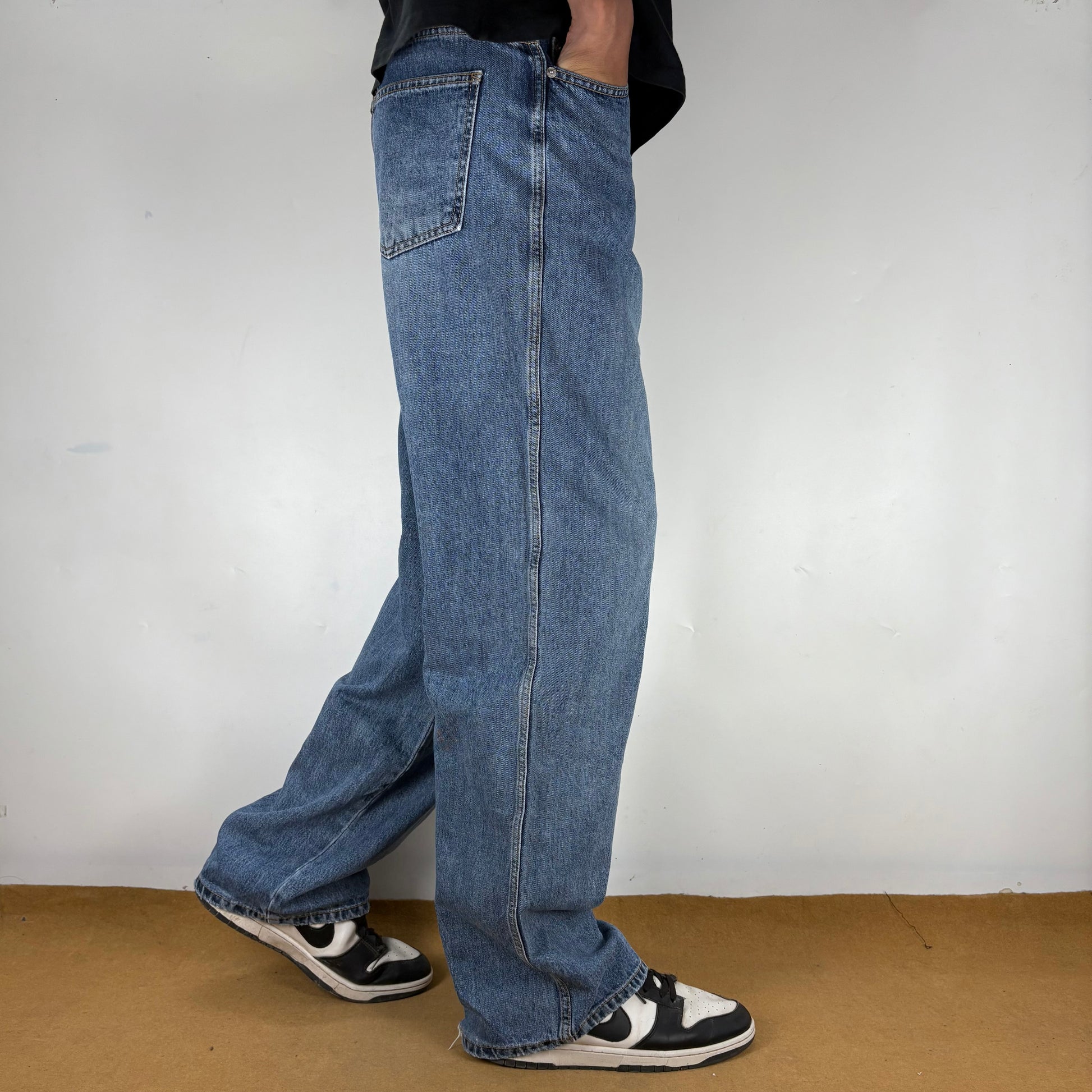 BAGGY JEANS