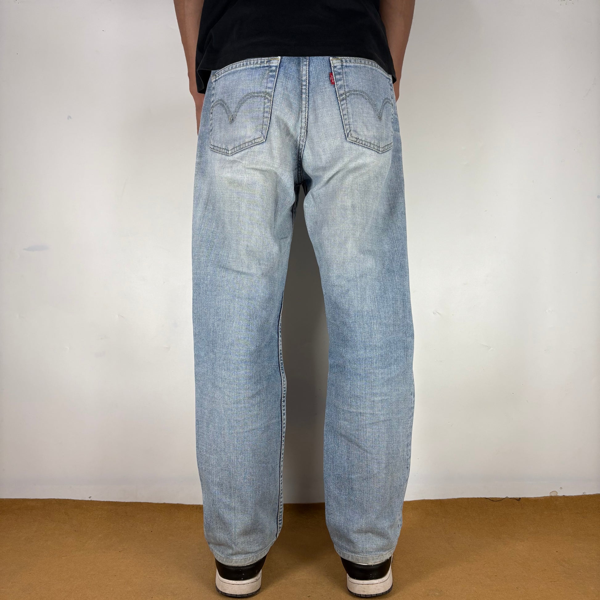 LEVI’s 533 JEANS