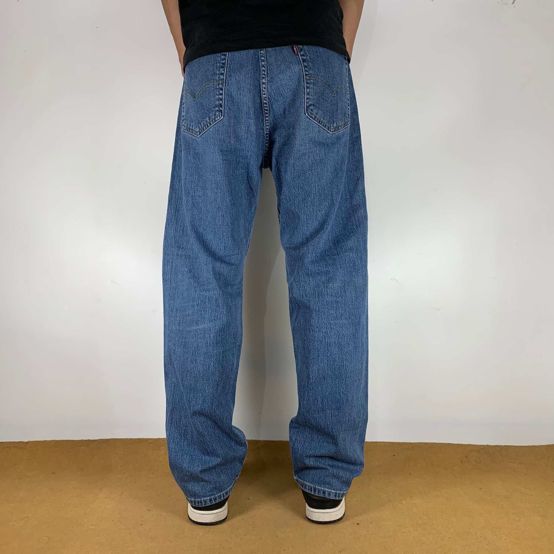 LEVI’s 505 JEANS