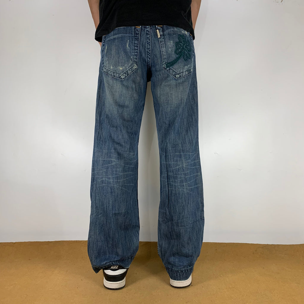 AVH JEANS