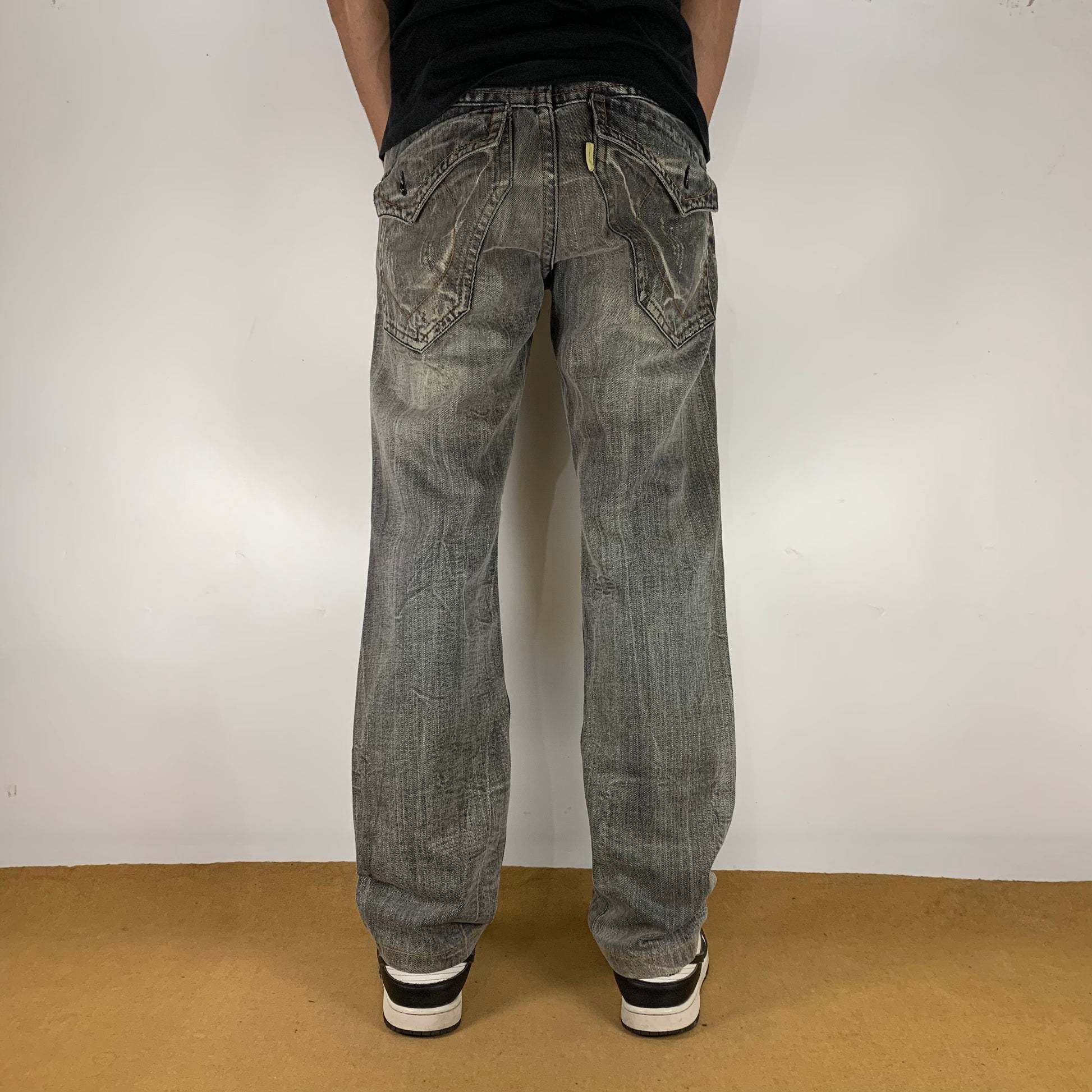 RIX DOLLAR JEANS