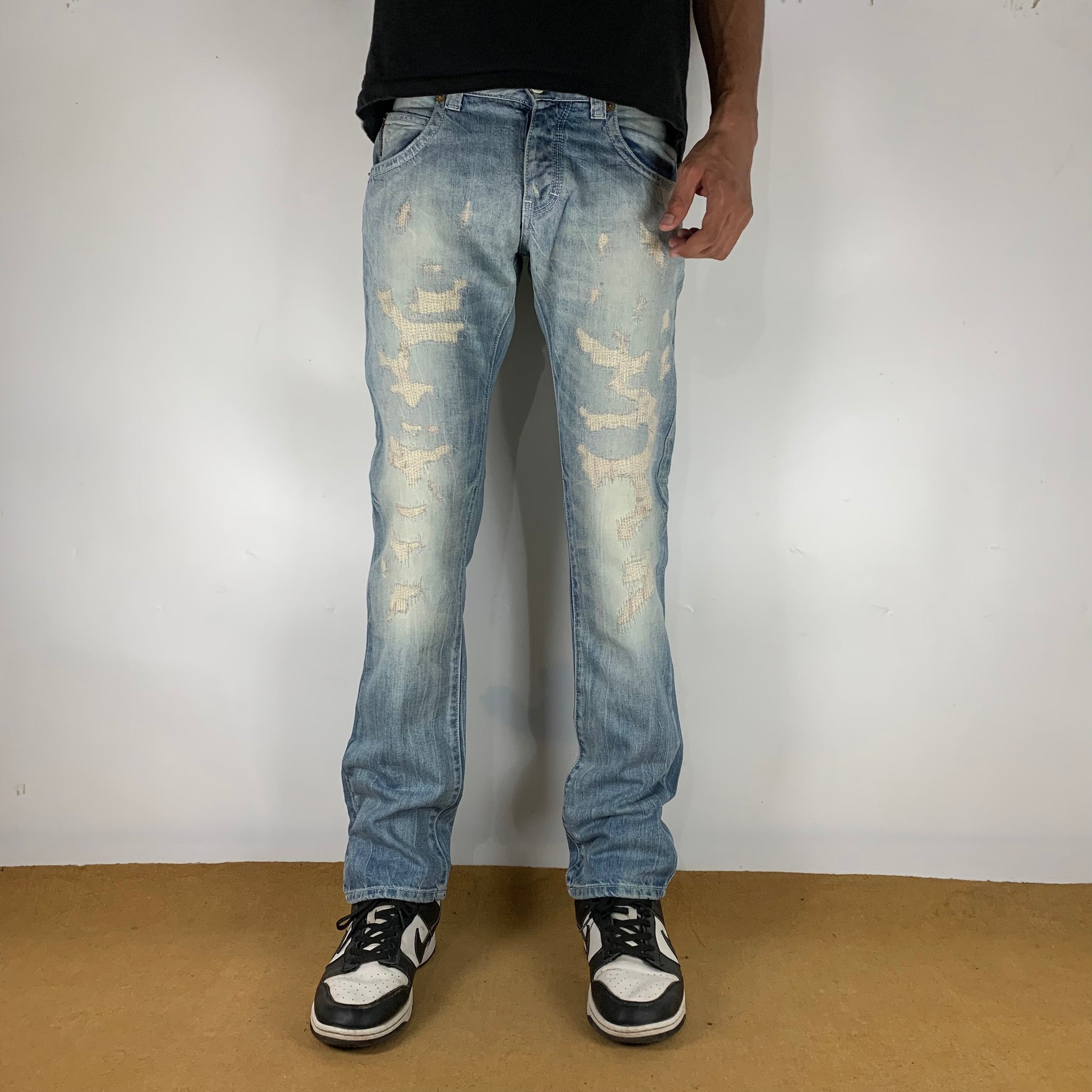 ARMANI JEANS