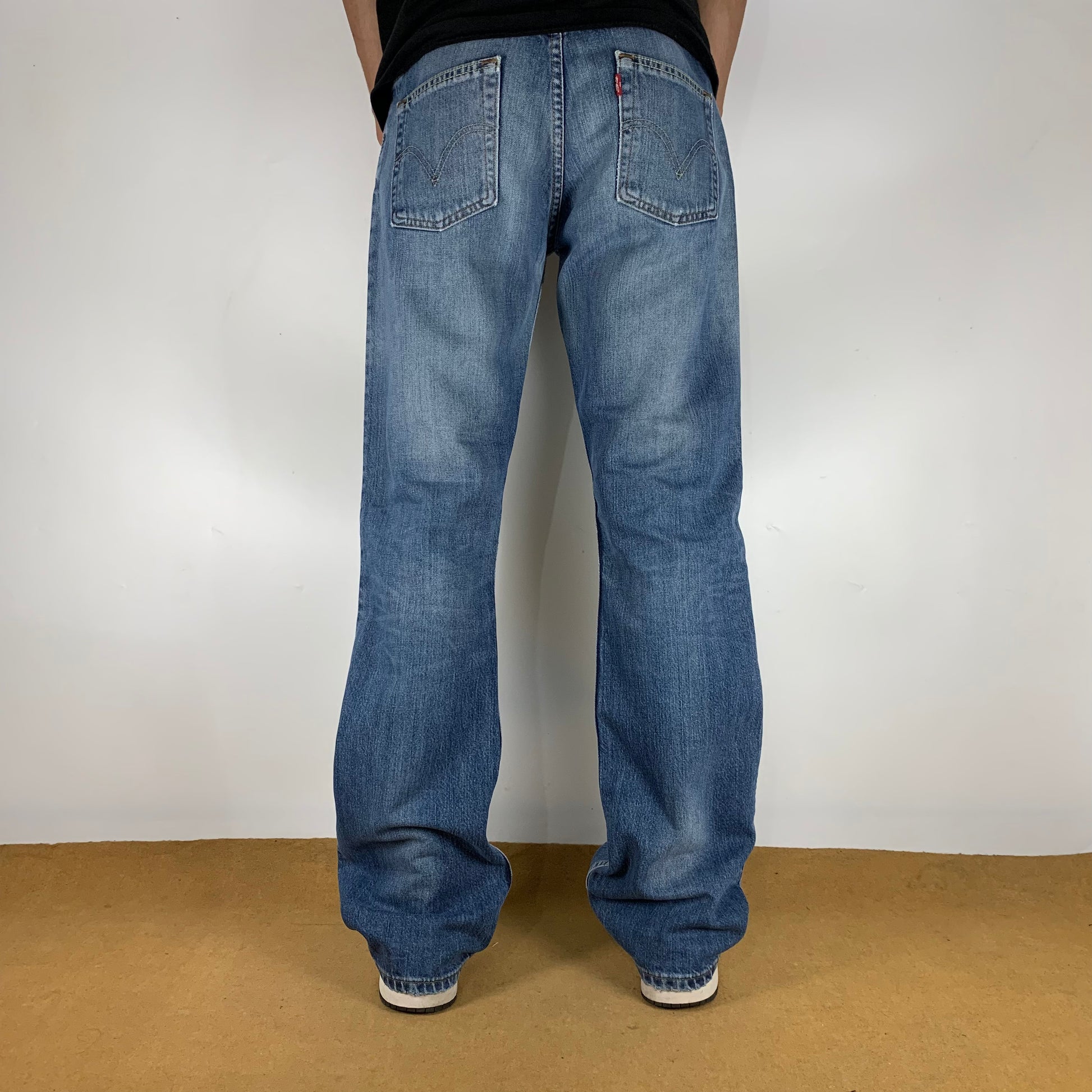 LEVI’s 507 JEANS