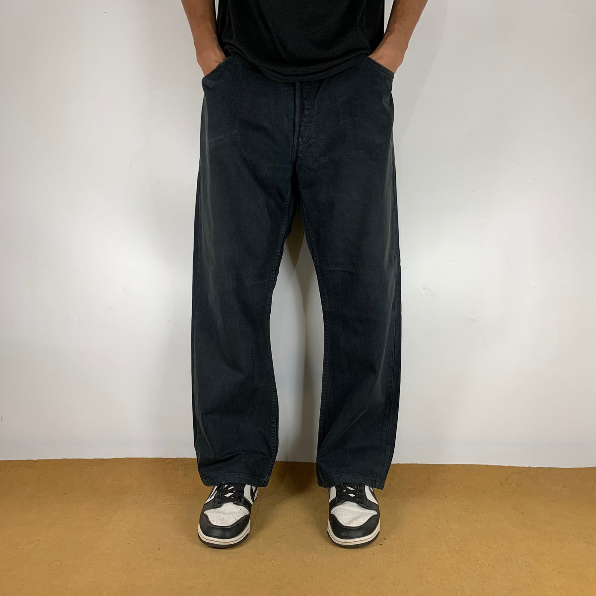 LEVI’s 501 JEANS