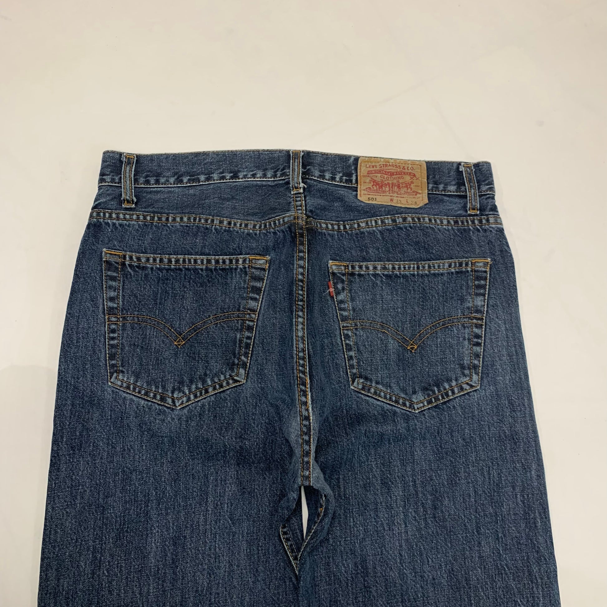 LEVI’s 501 JEANS