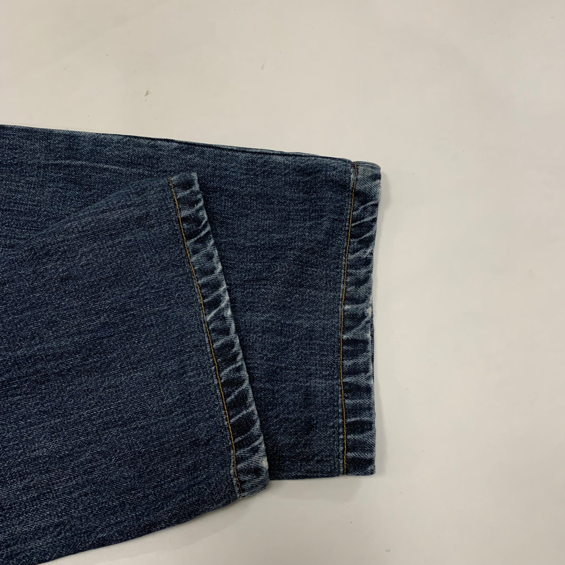 LEVI’s 501 JEANS