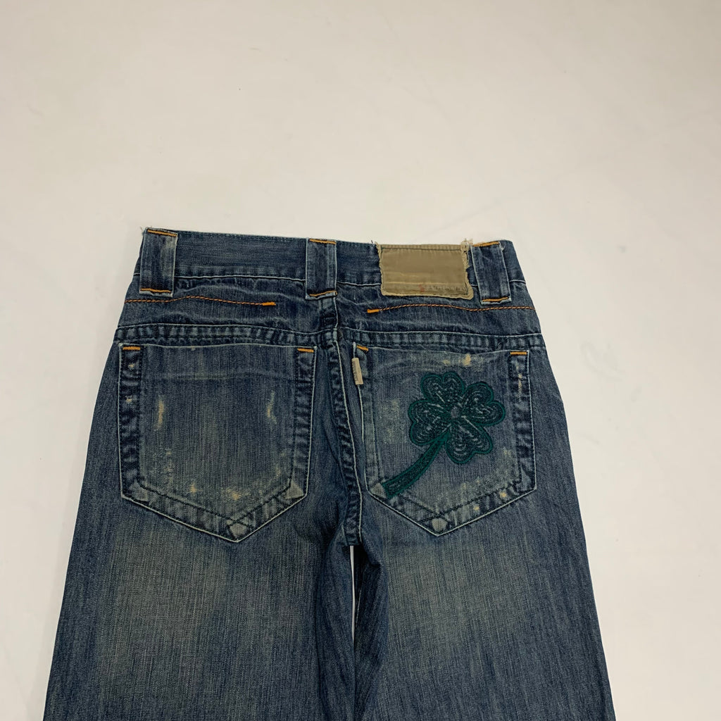 AVH JEANS