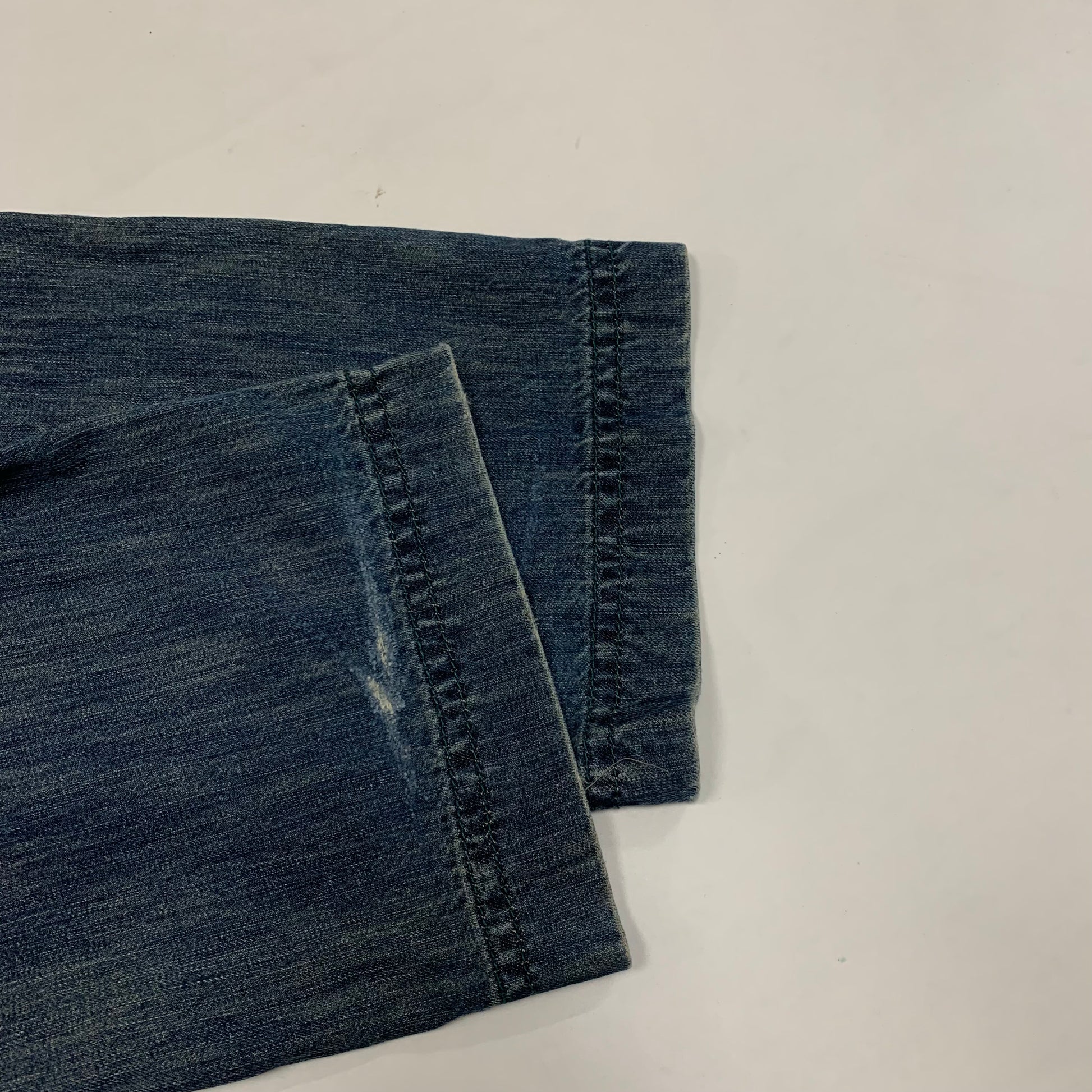 AVH JEANS