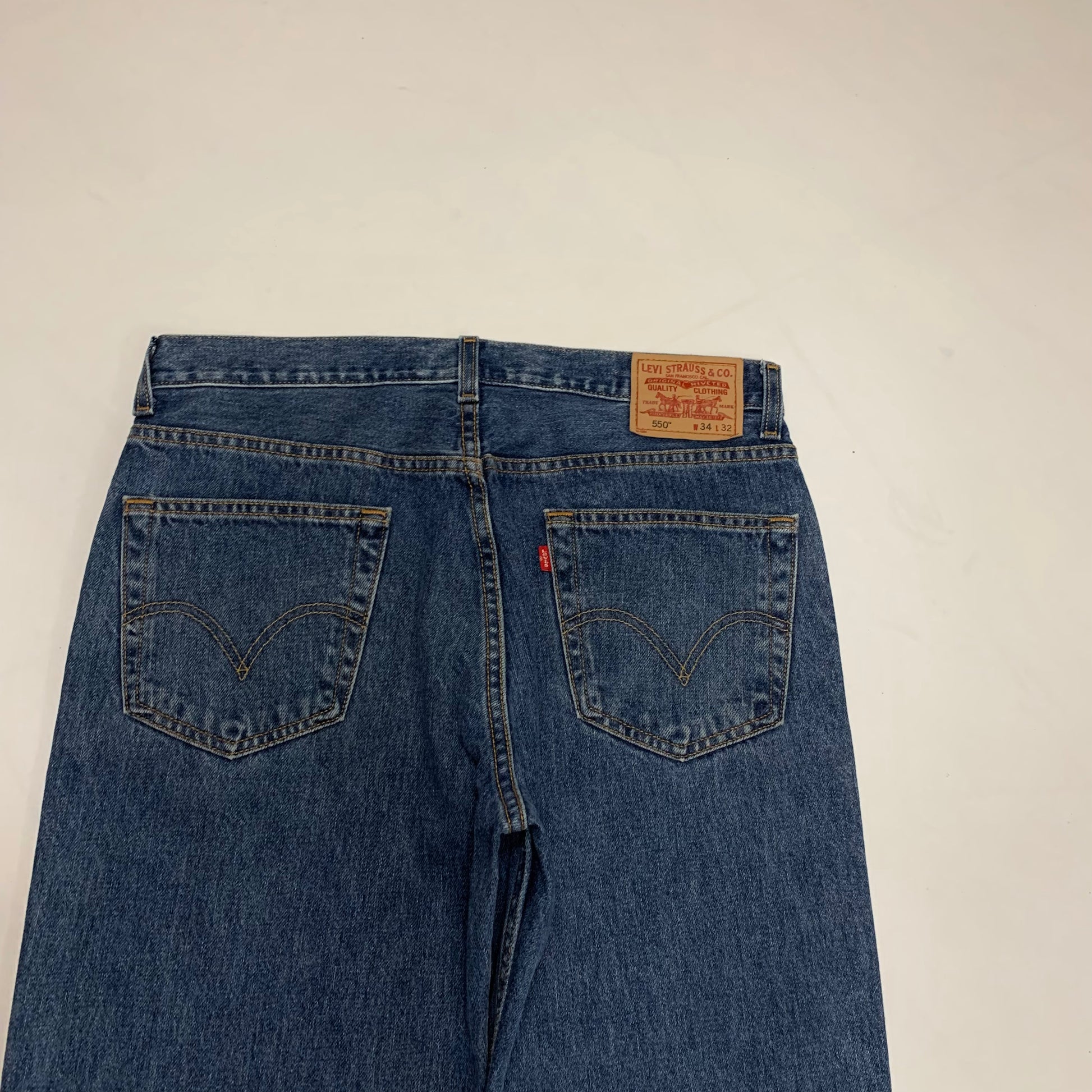LEVI’s 550 JEANS