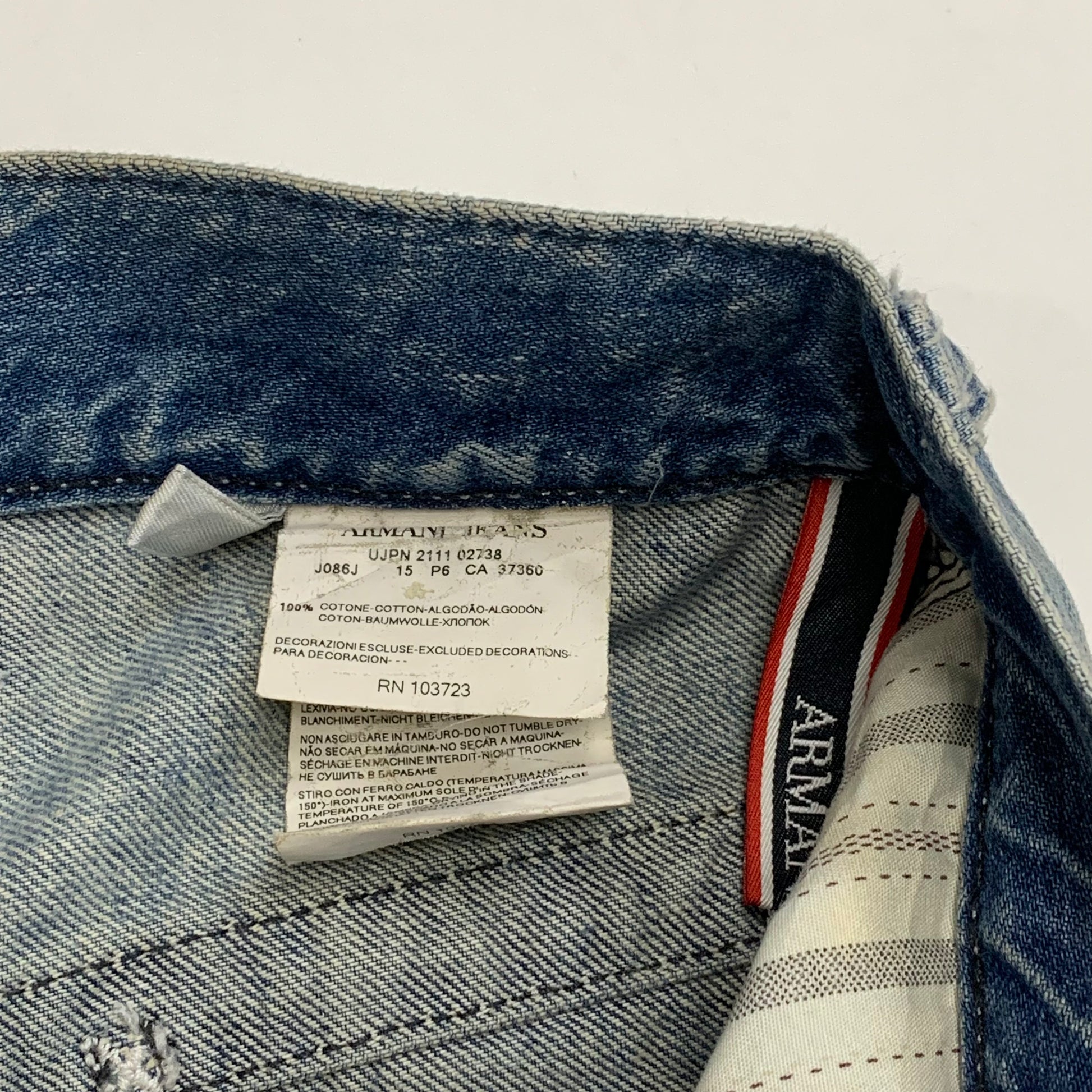 ARMANI JEANS