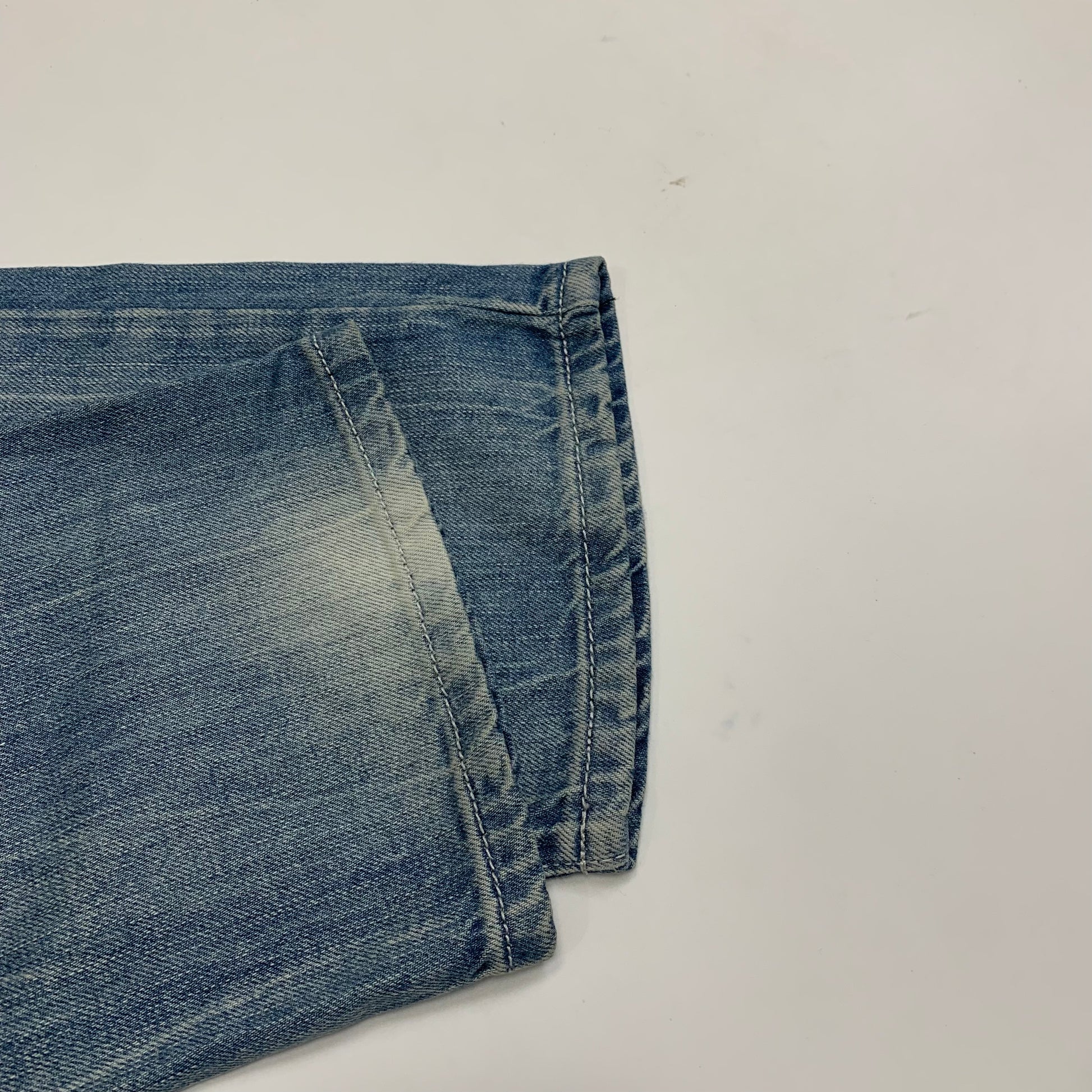 ARMANI JEANS