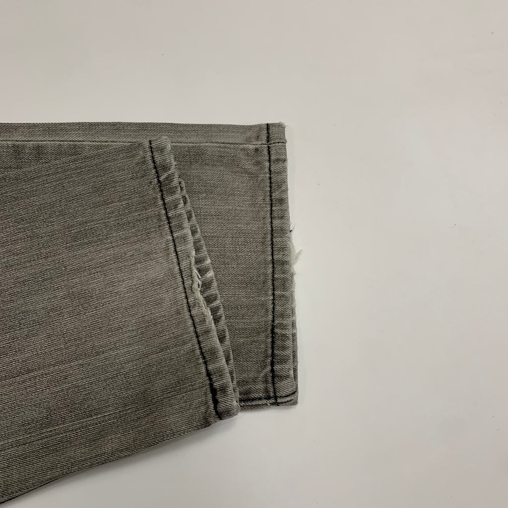 LEVI’s 501 JEANS