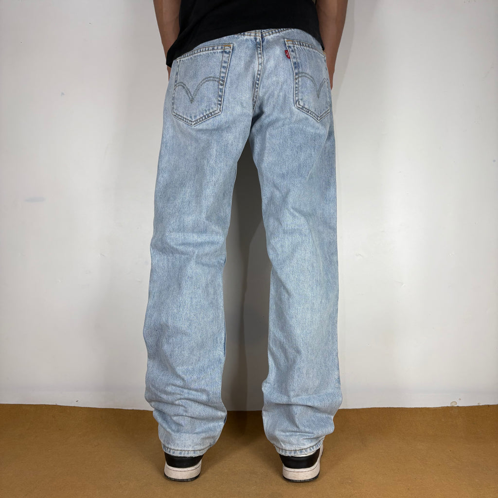 LEVI’s 505 JEANS