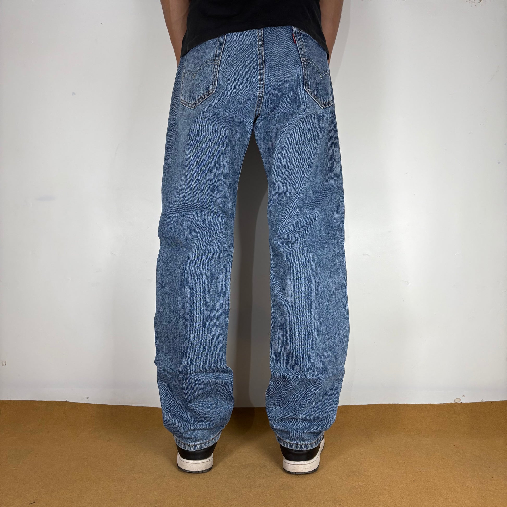 LEVI’s 505 JEANS