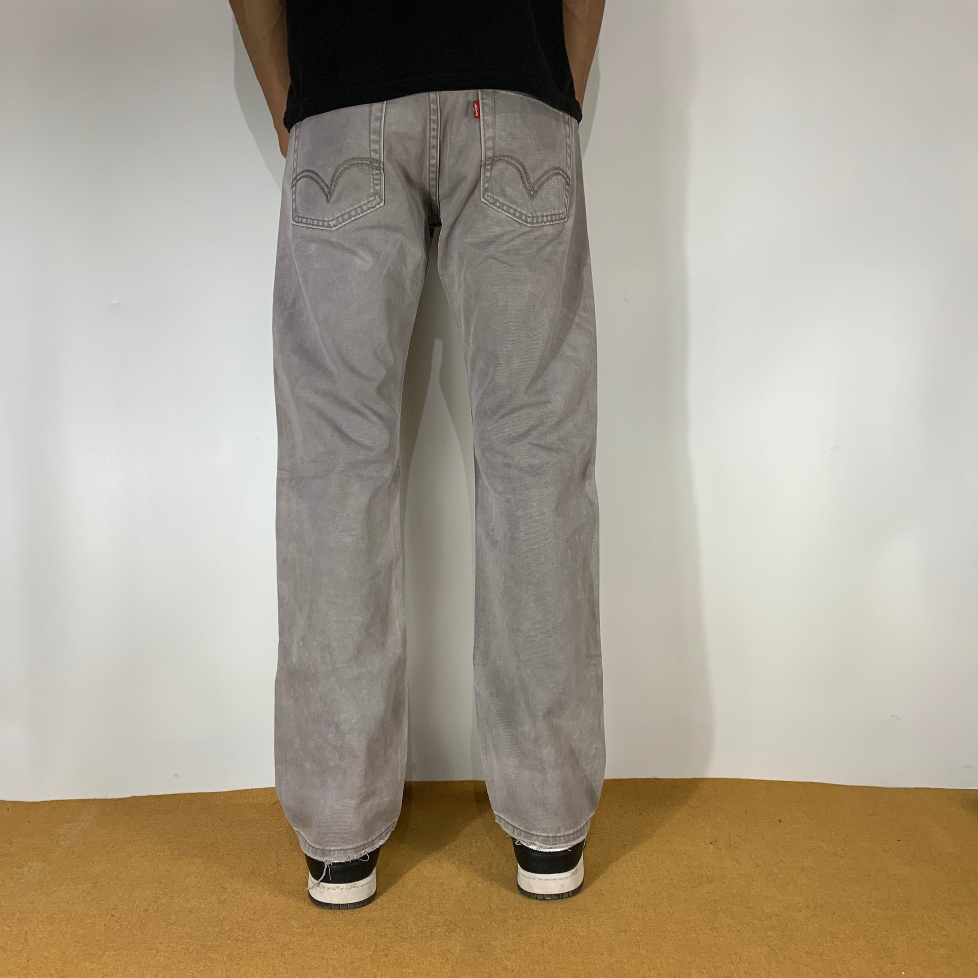 LEVI’s 523 JEANS