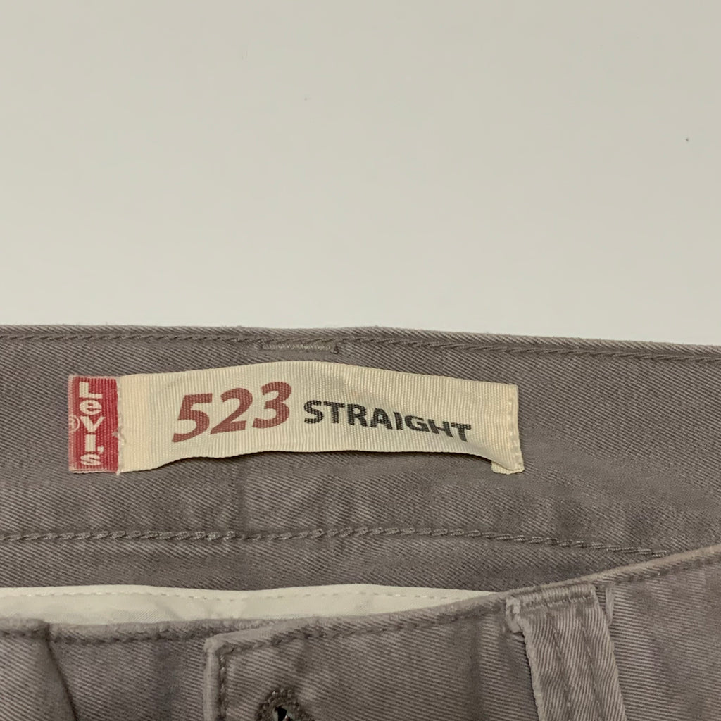 LEVI’s 523 JEANS