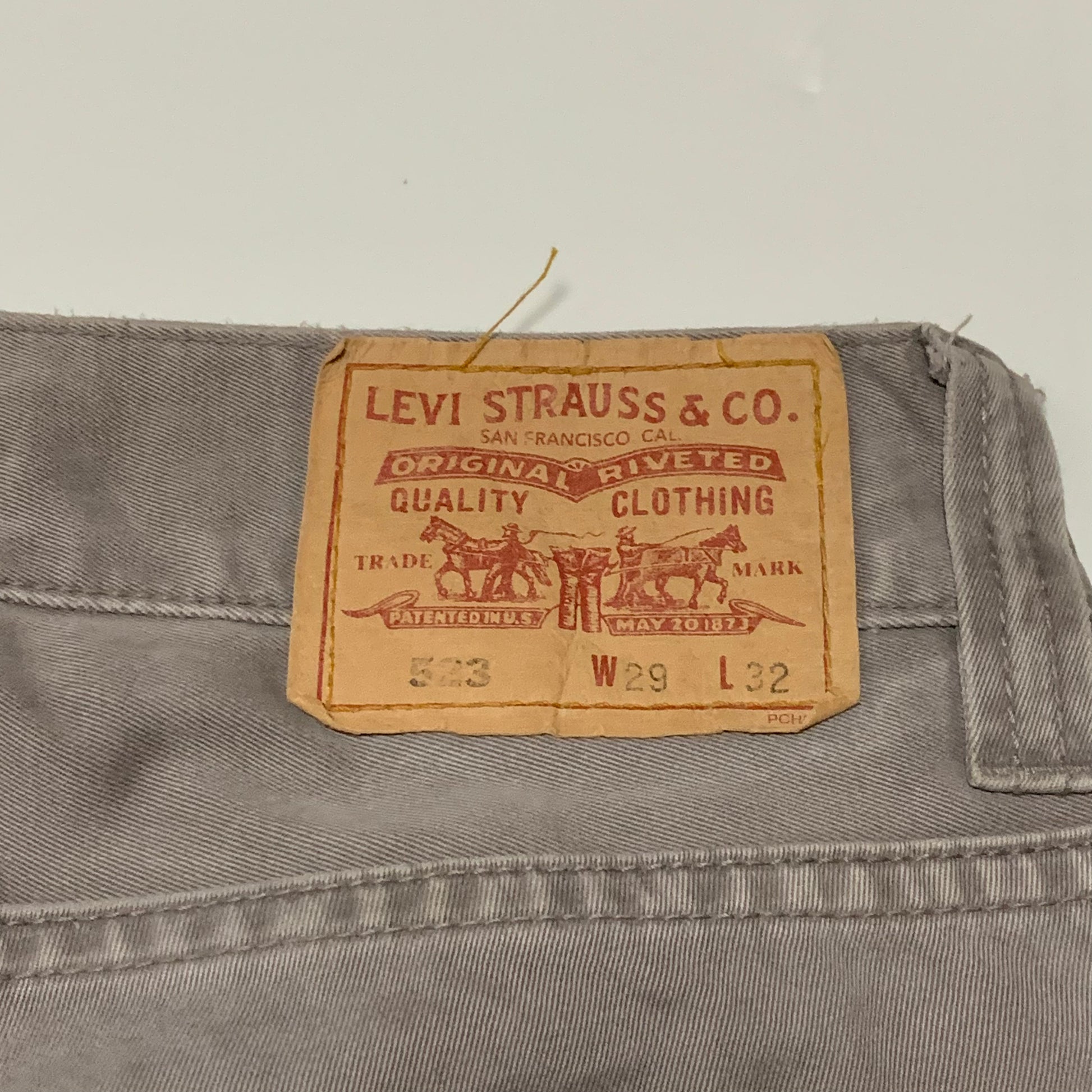 LEVI’s 523 JEANS