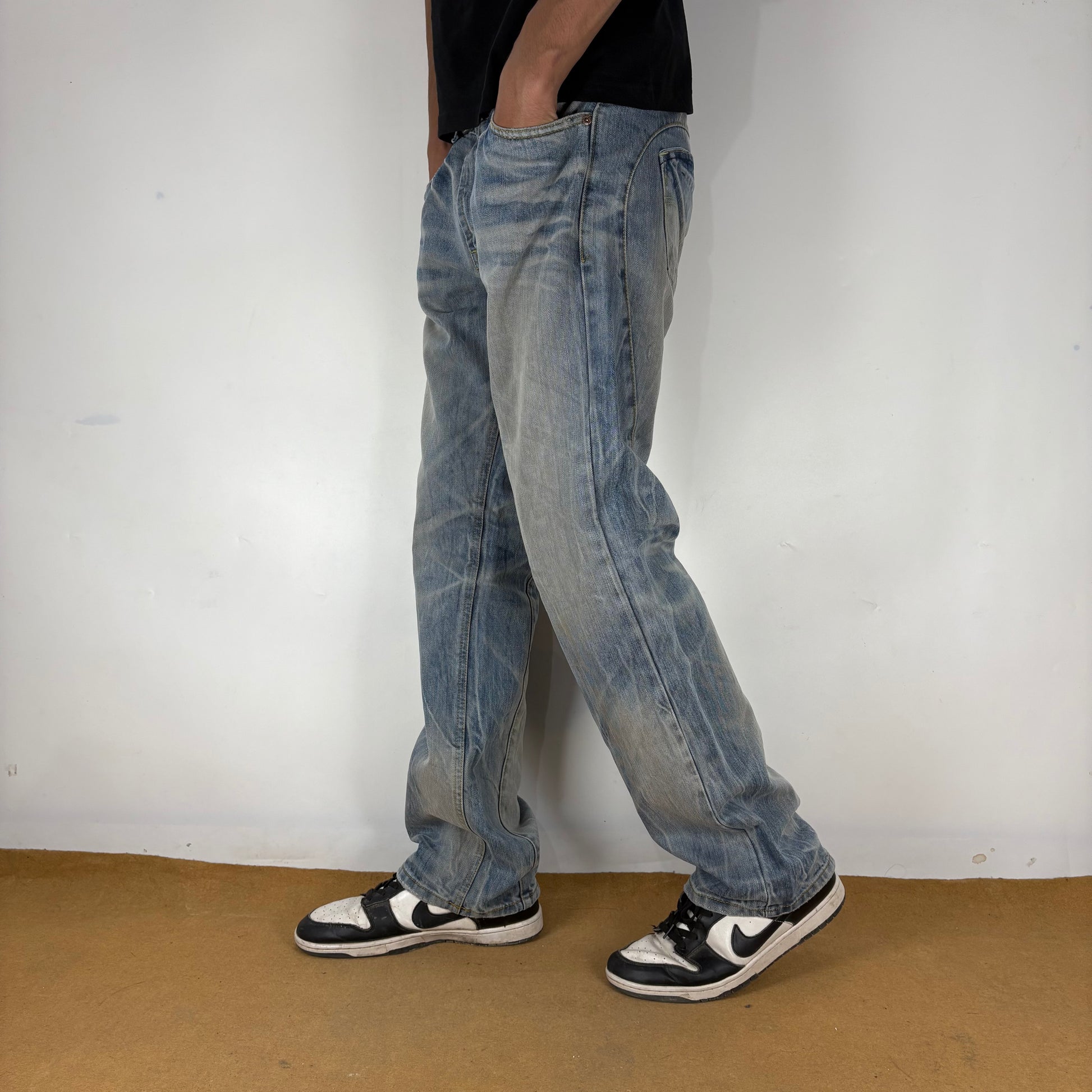 FEINT JEANS
