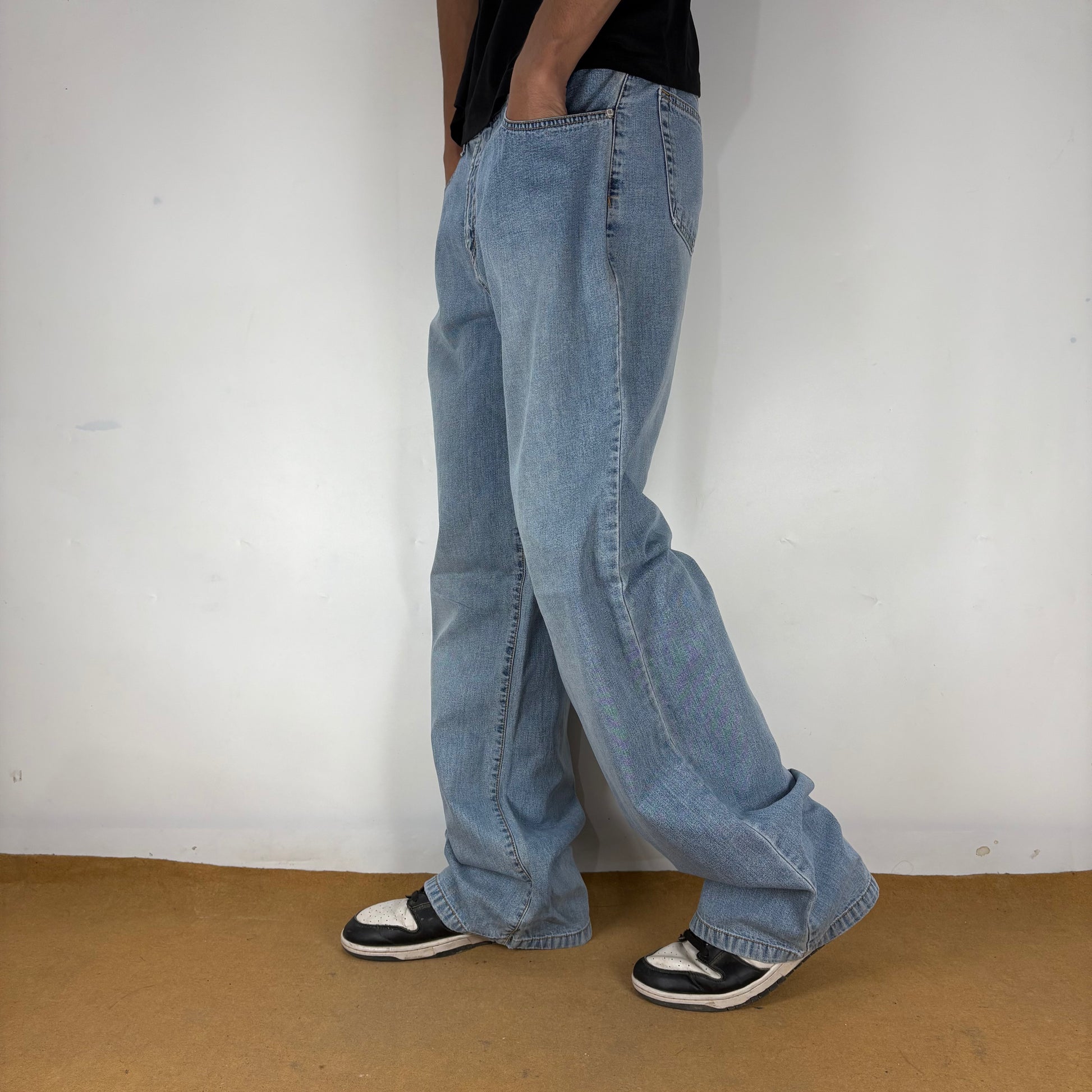 BAGGY JEANS