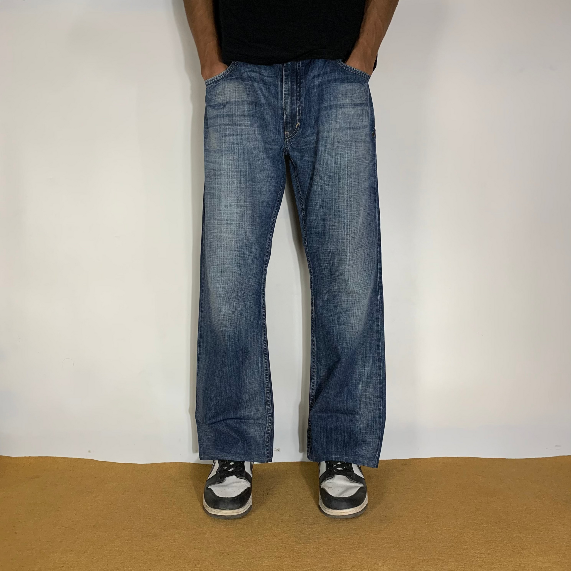 LEVI’s SILVER TAB