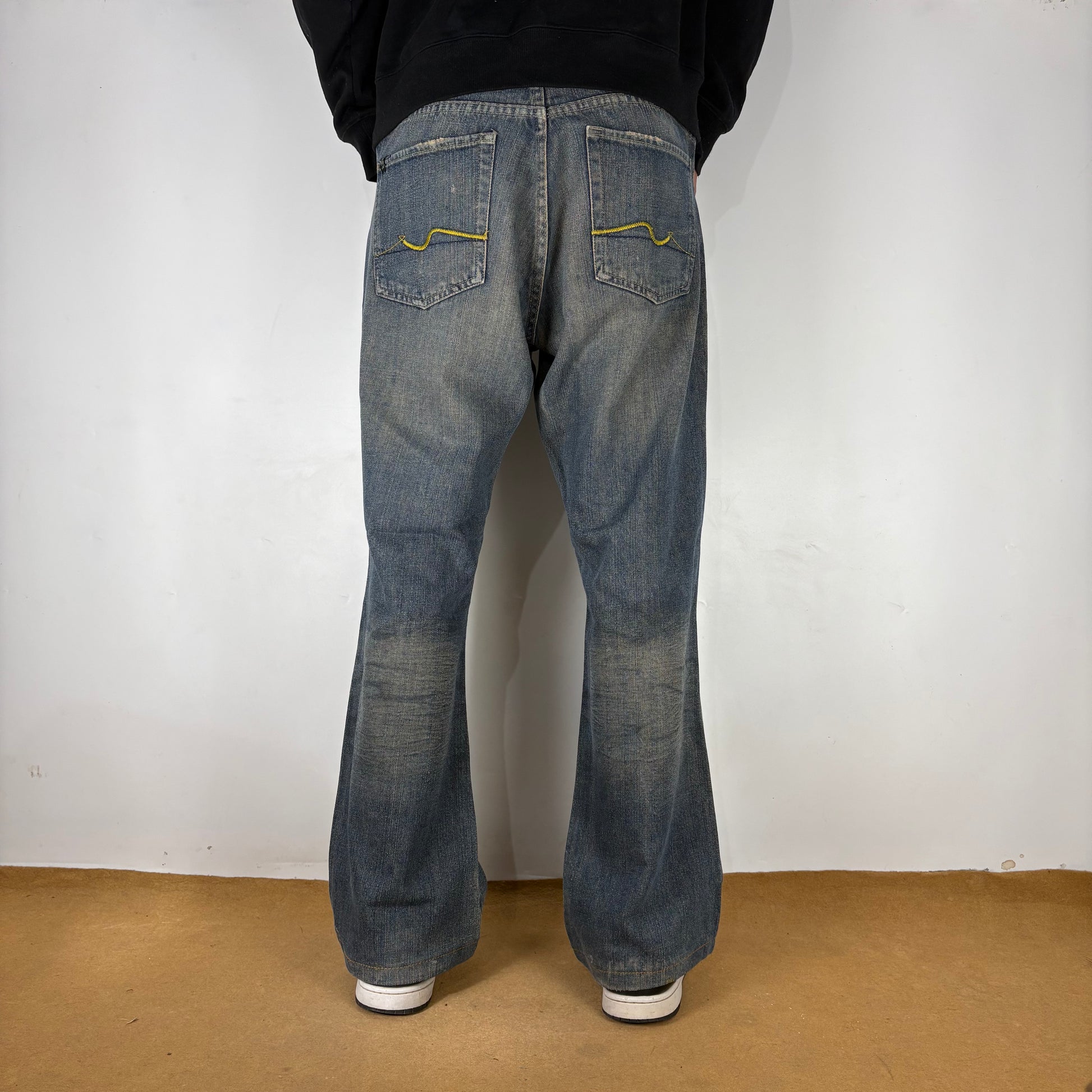 OLD RIVET JEANS
