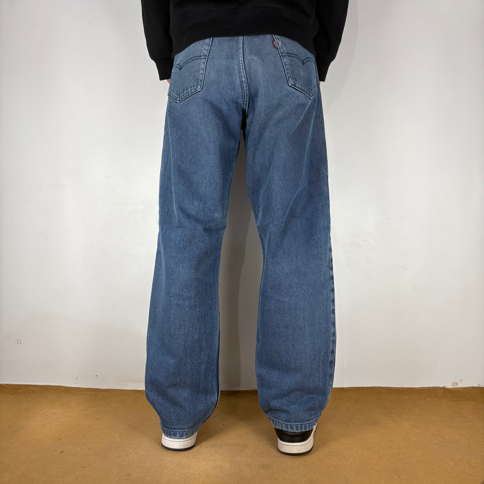 LEVI’s 501 JEANS