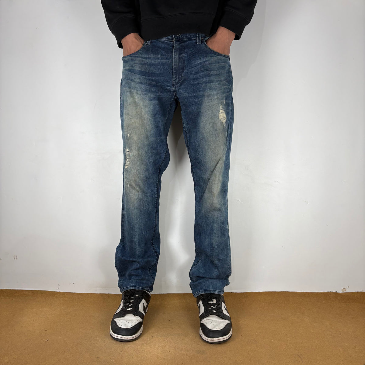 GUESS JEANS