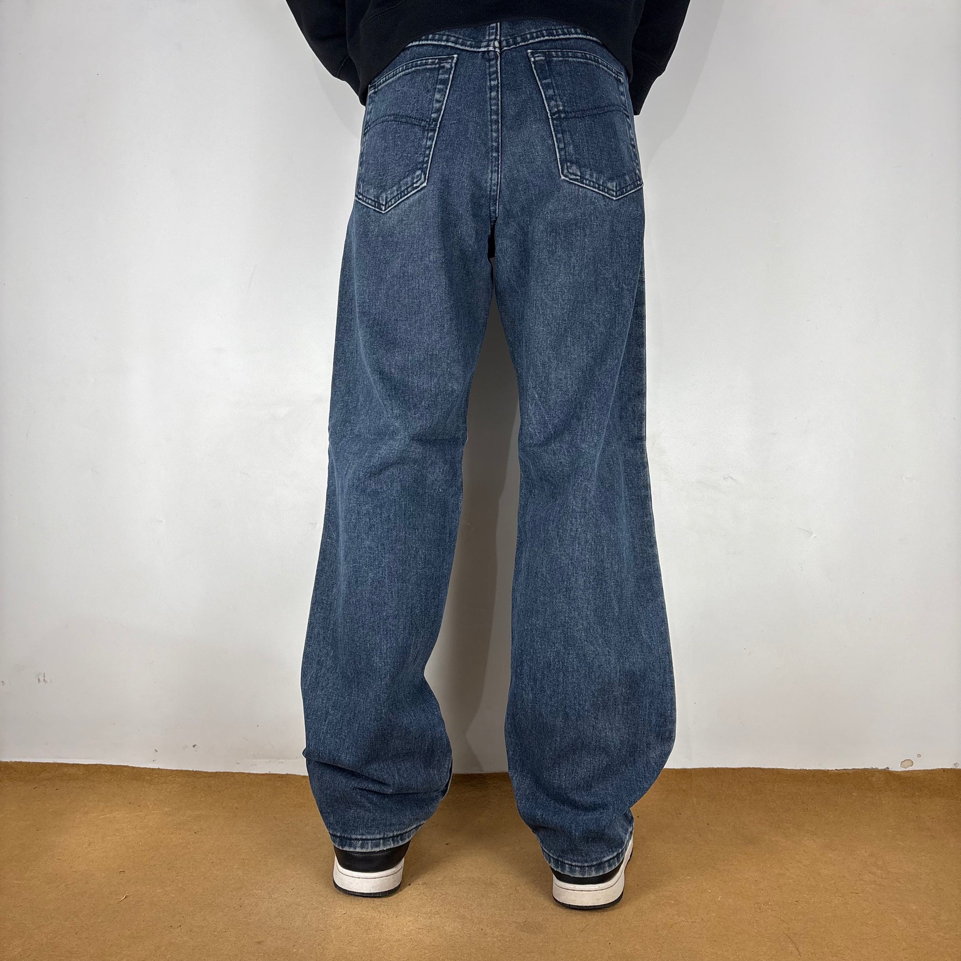CLASSIC LABEL JEANS