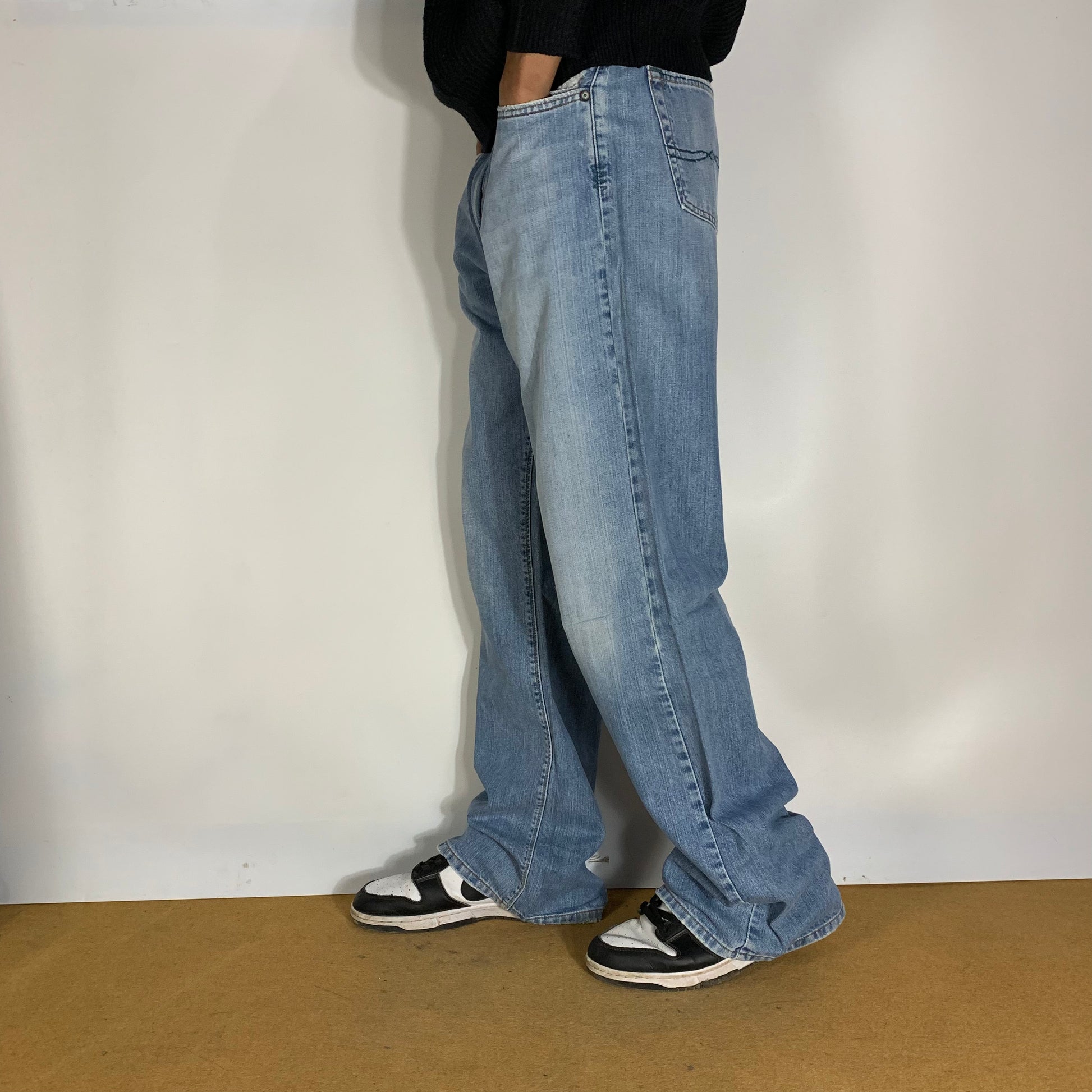 LUCKY BRAND JEANS