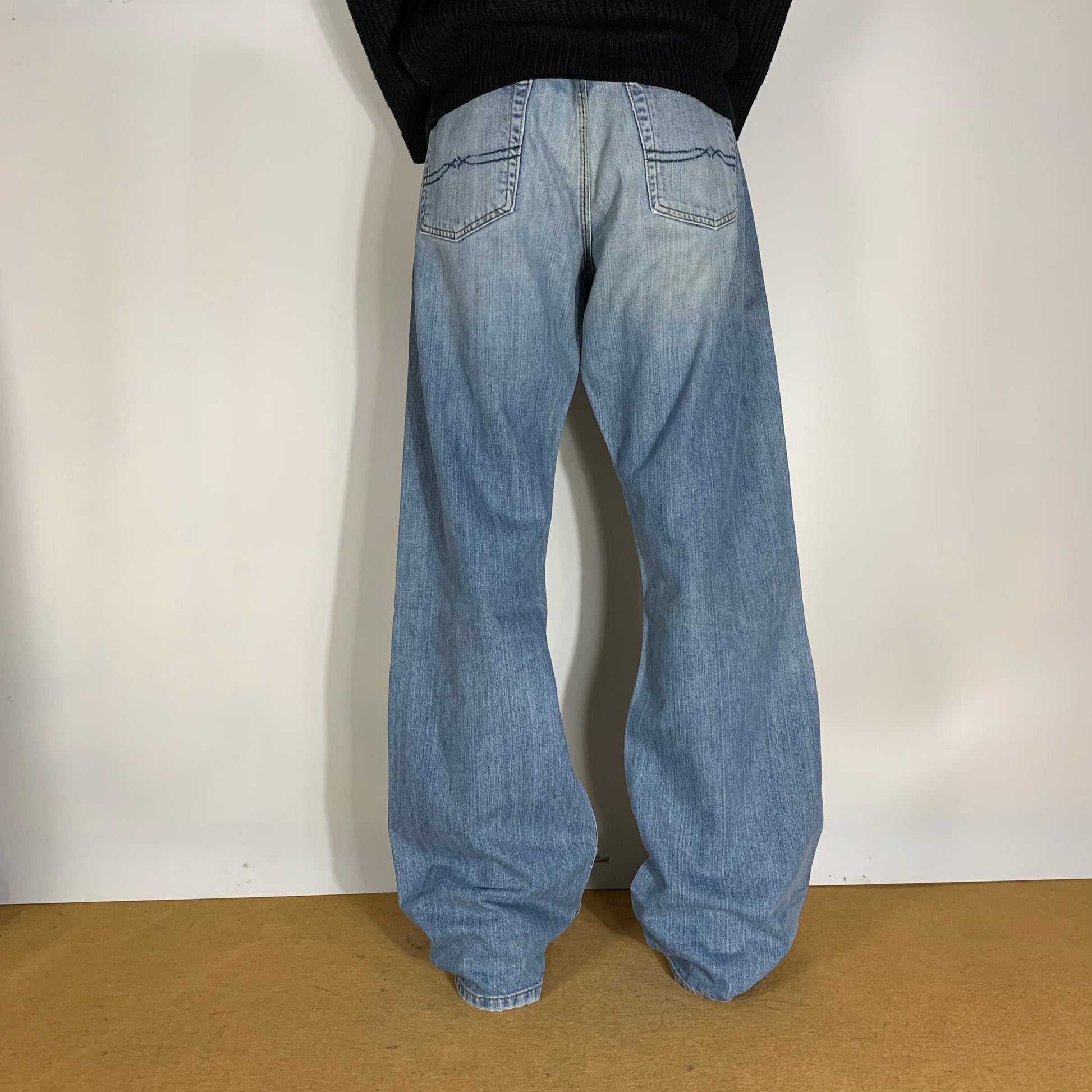 LUCKY BRAND JEANS
