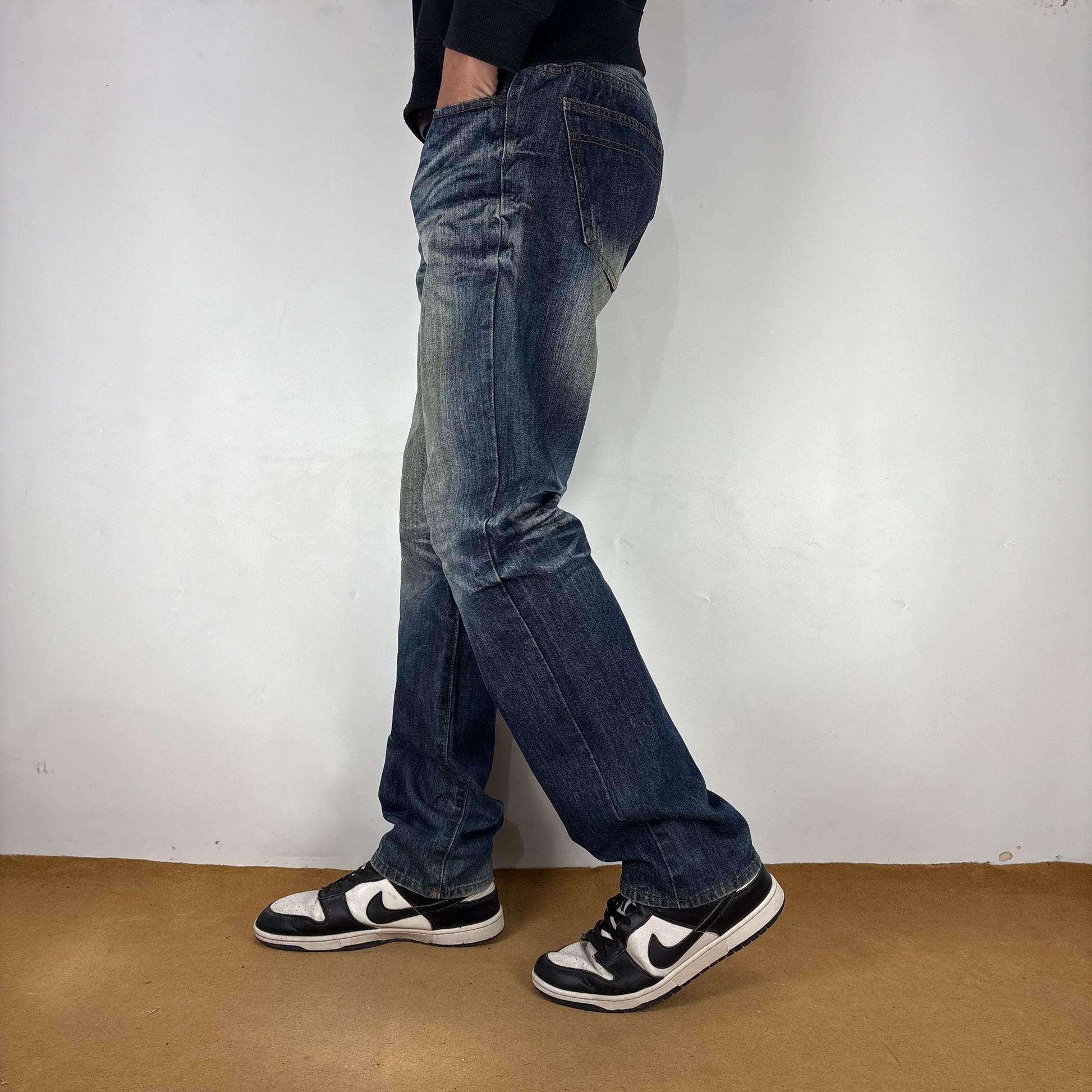 VINTAGE JEANS