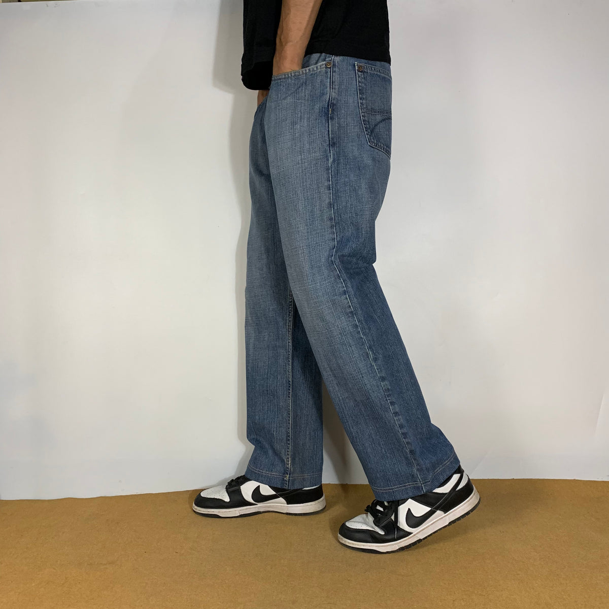 TOMMY HILFI.FER JEANS