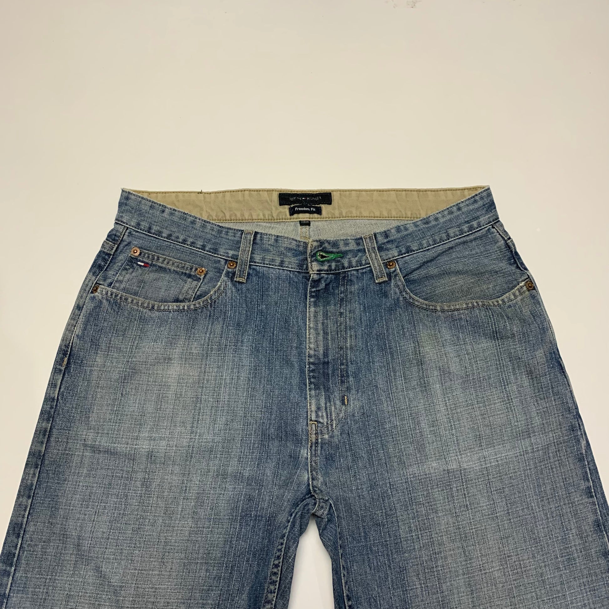 TOMMY HILFI.FER JEANS