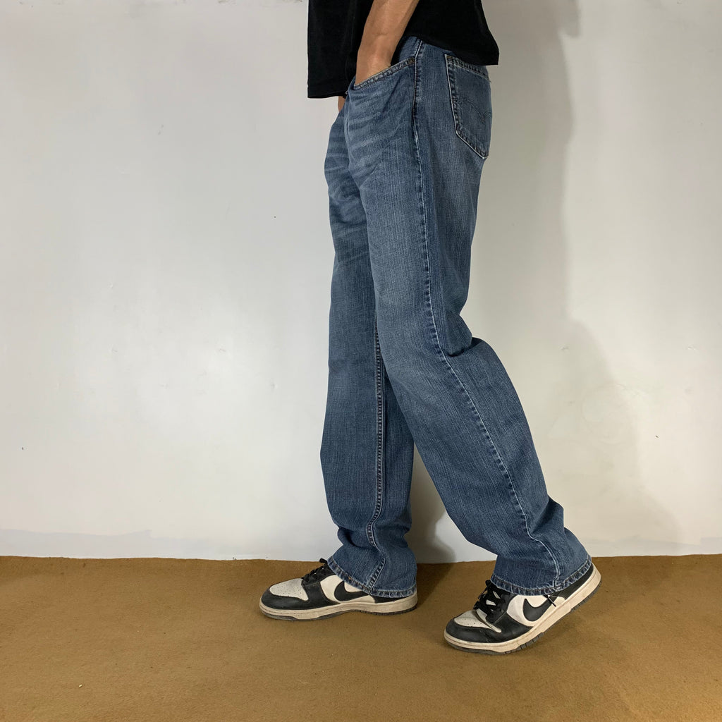 LEVI’s 559 JEANS