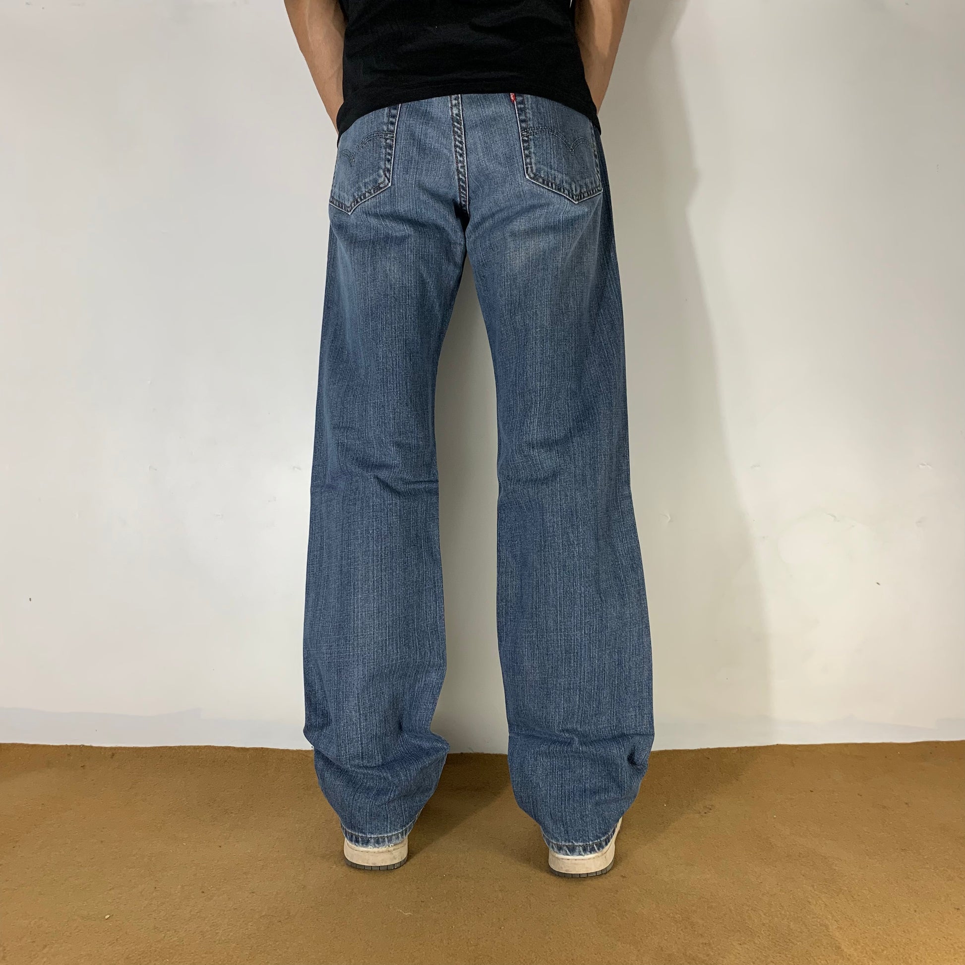 LEVI’s 559 JEANS