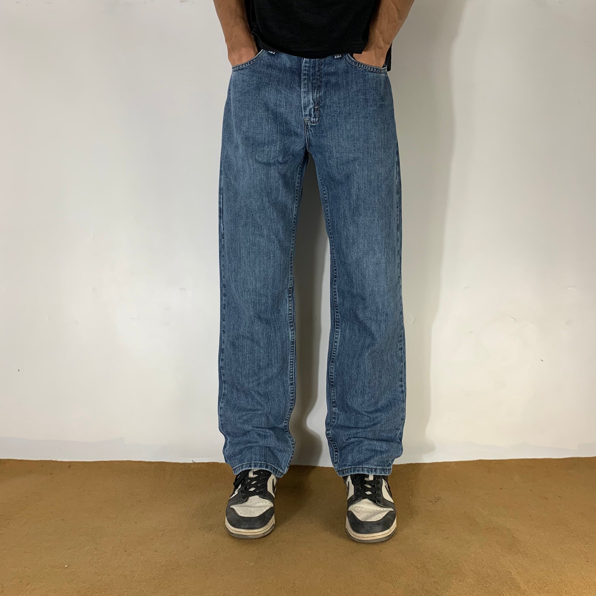 LEE RELAXED FIT