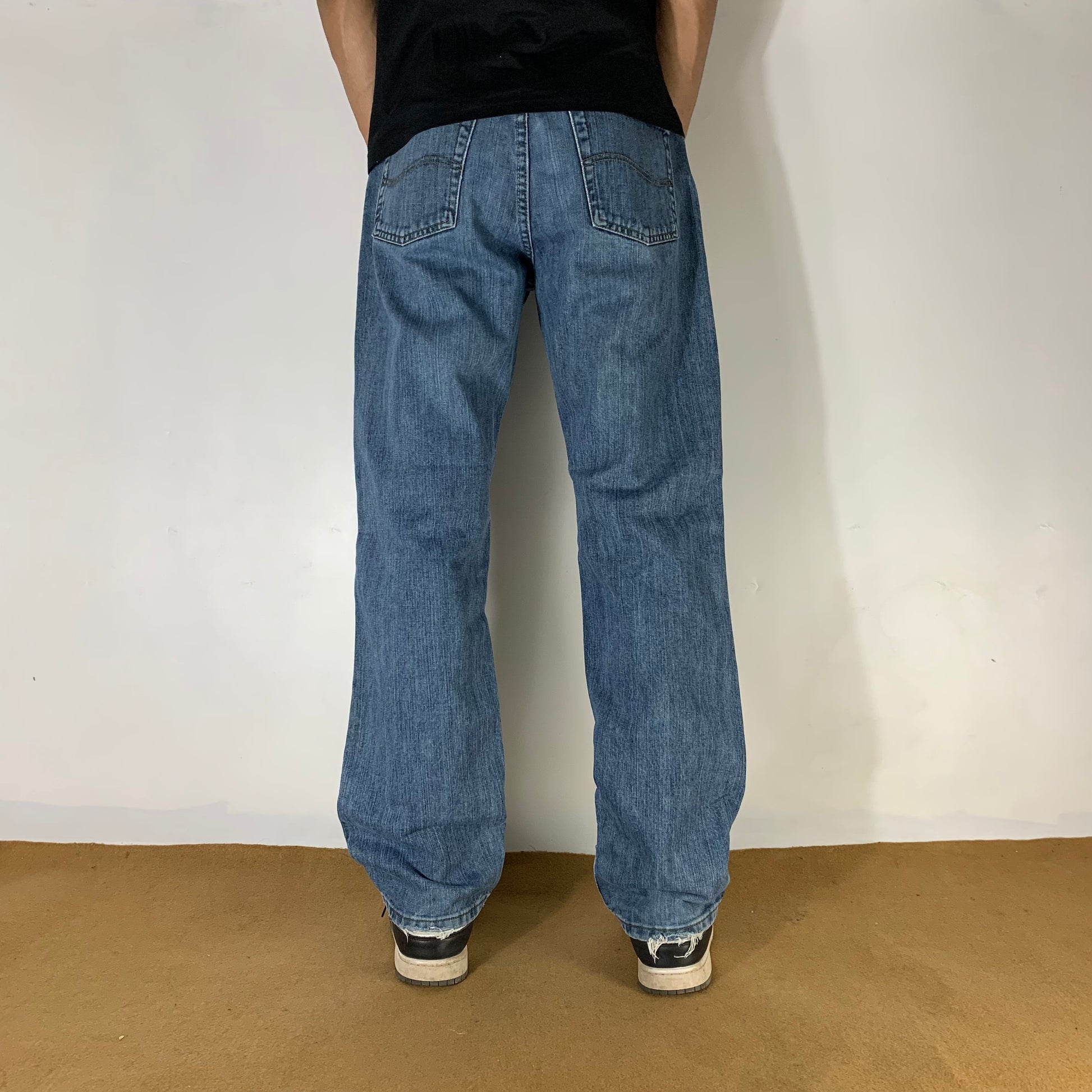 LEE RELAXED FIT