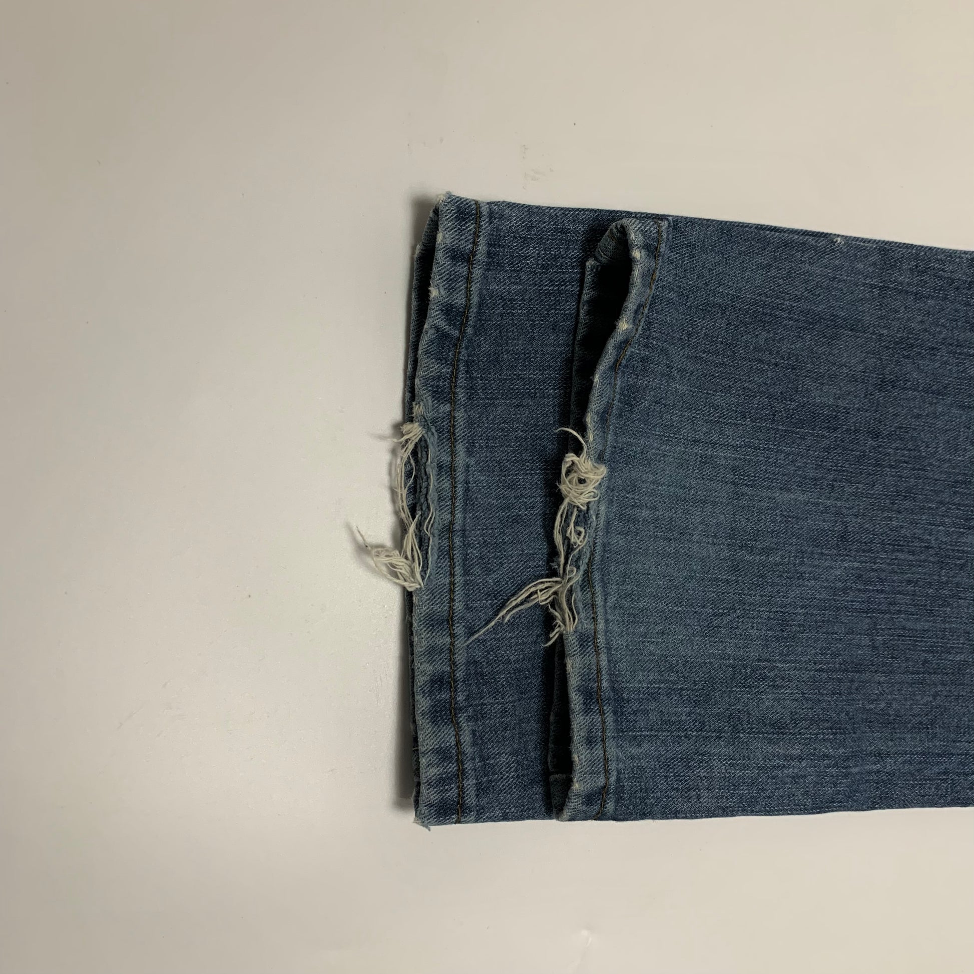 LEE RELAXED FIT