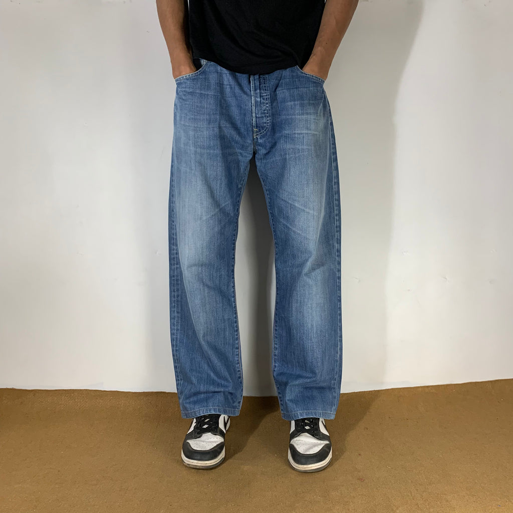 LEVI’s 5O1 JEANS