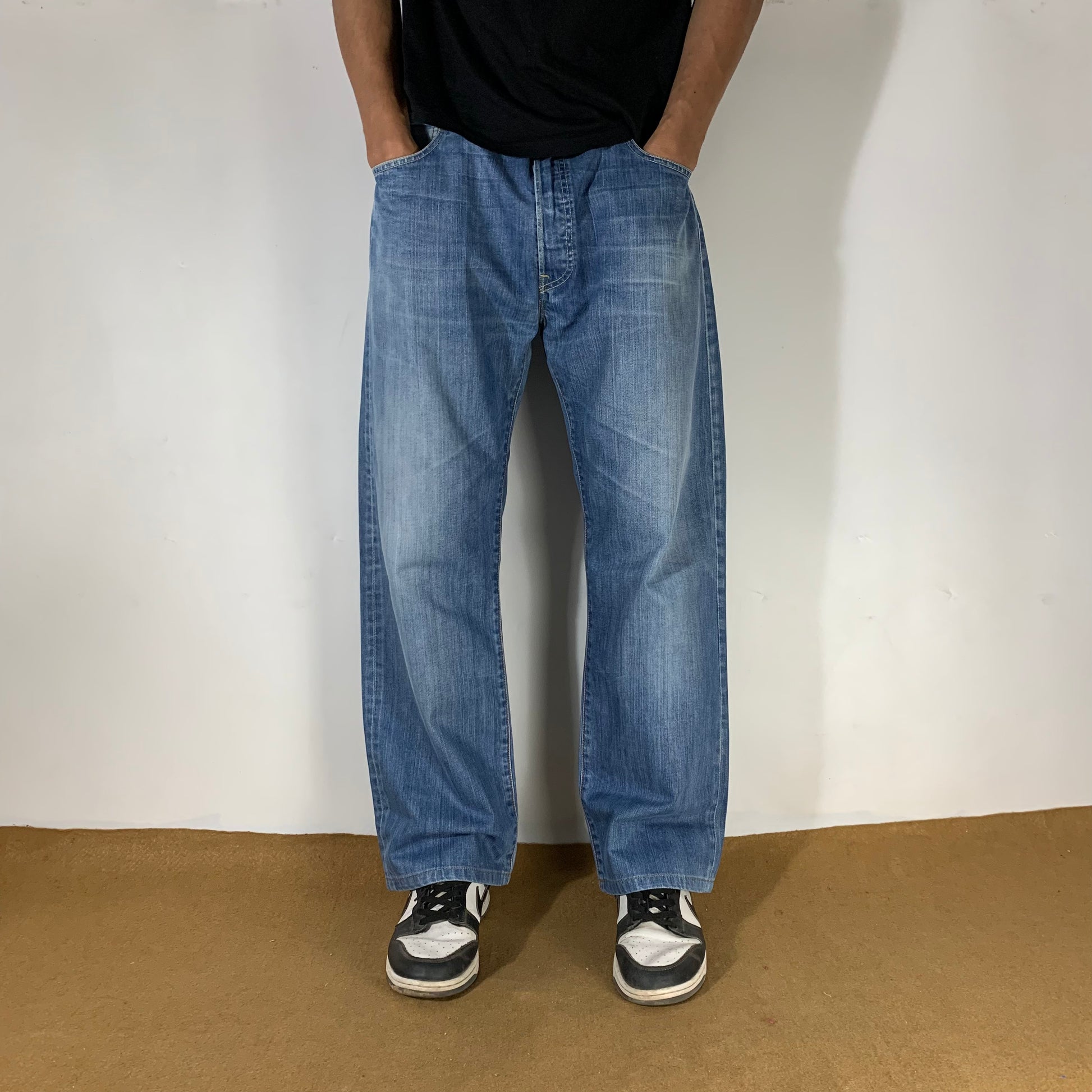 LEVI’s 5O1 JEANS