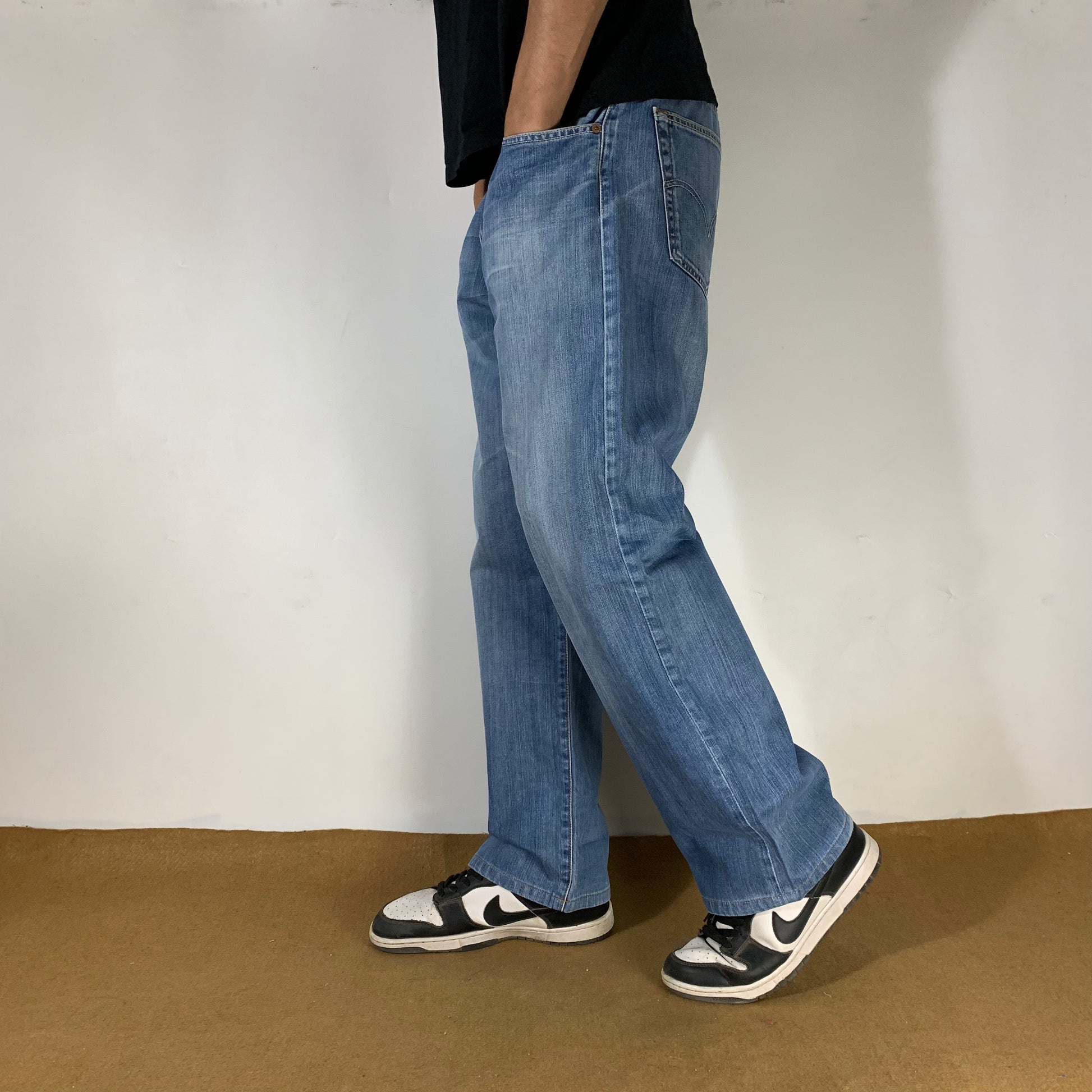 LEVI’s 5O1 JEANS
