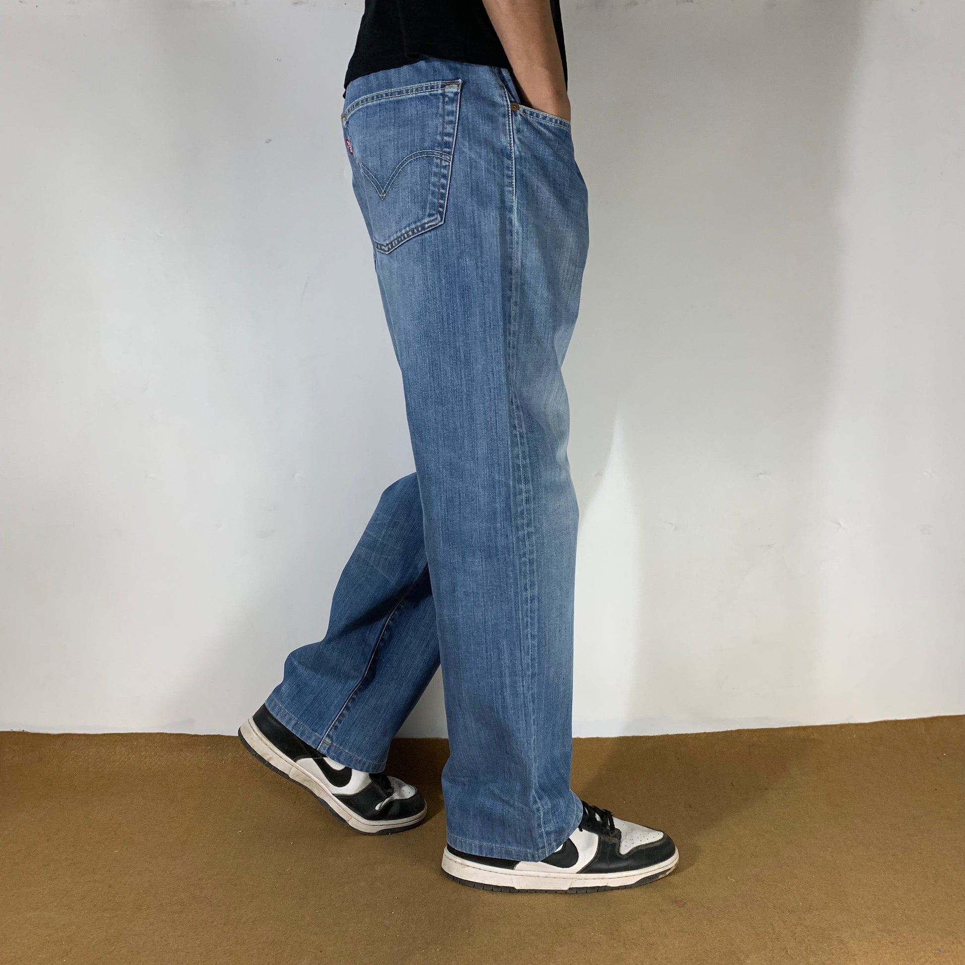 LEVI’s 5O1 JEANS